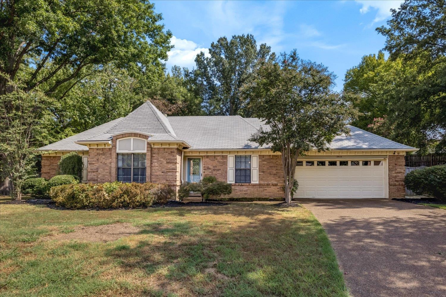 3514 Countryhill Dr Property Photo 1