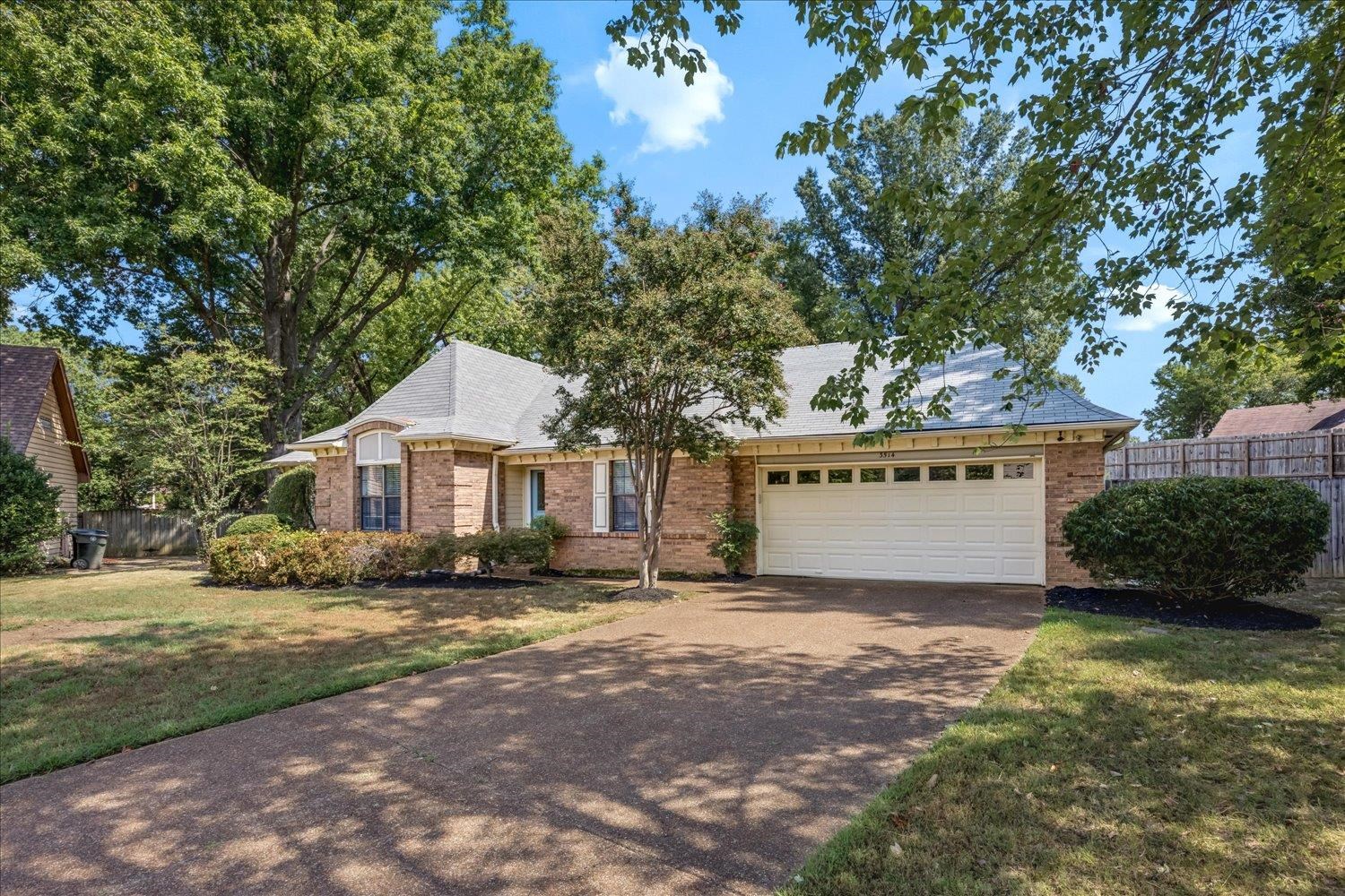 3514 Countryhill Dr Property Photo 4