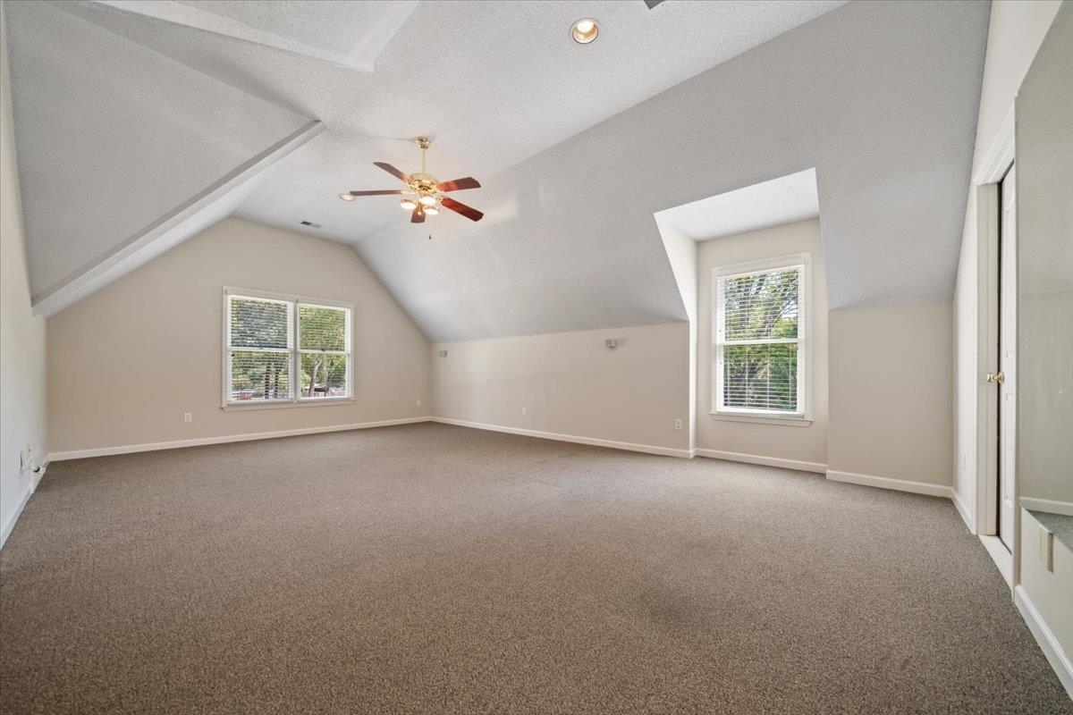 9817 Woodland View Ln Property Photo 27
