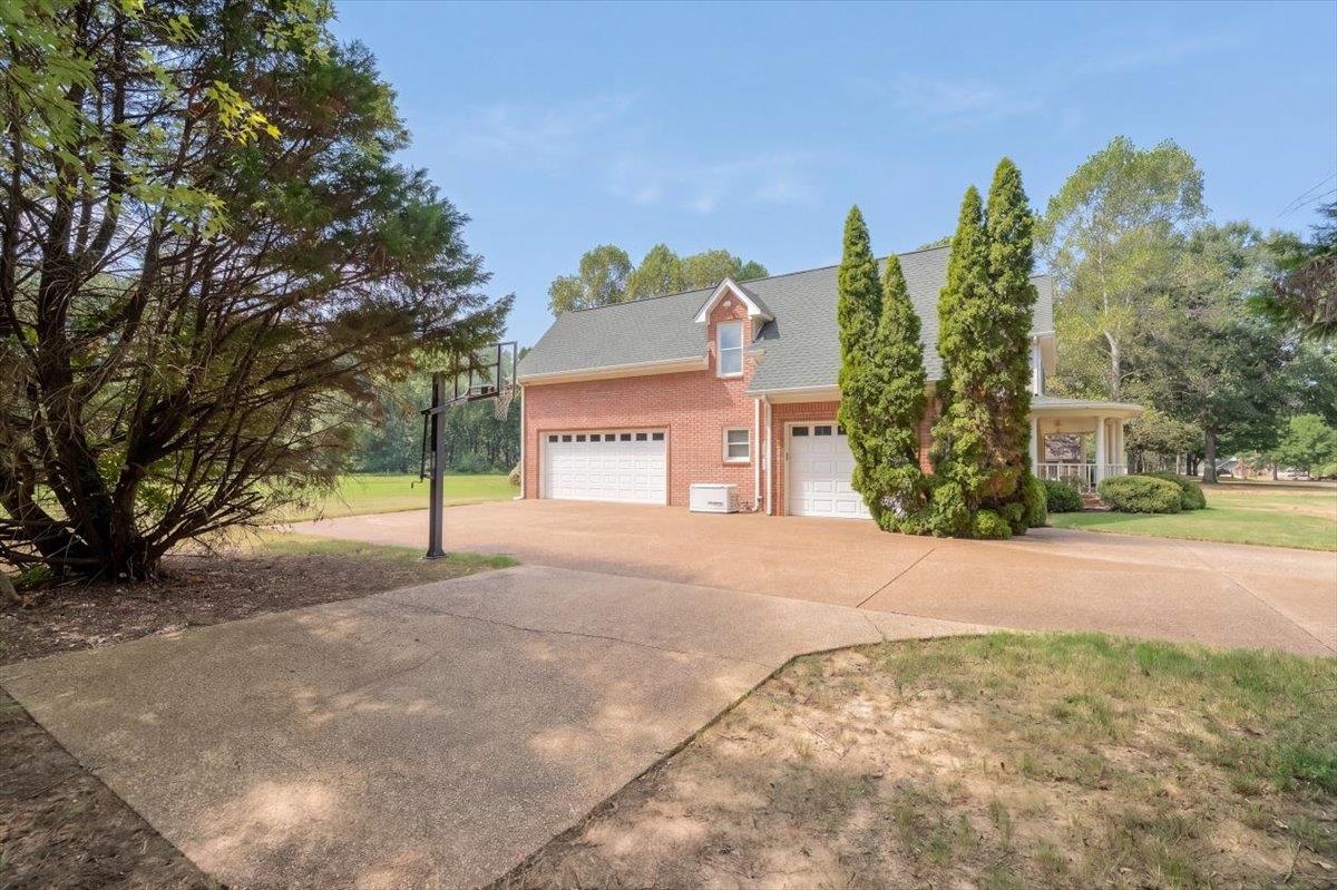 9817 Woodland View Ln Property Photo 34