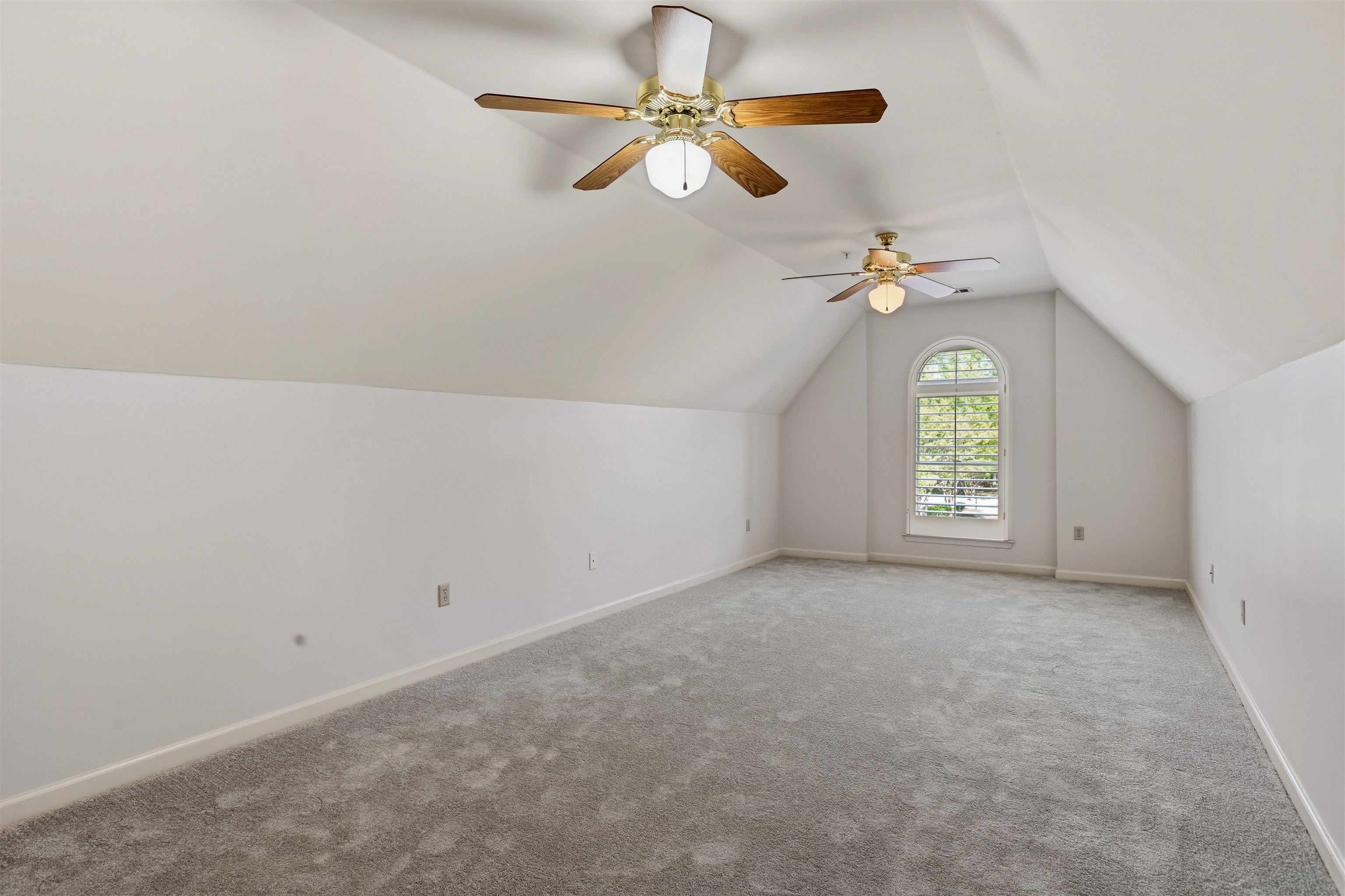 1732 Constable Ct Property Photo 11