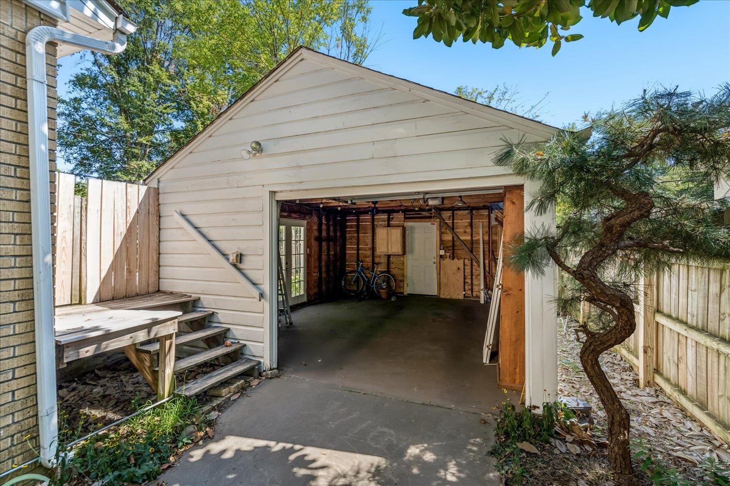 512 Lytle St Property Photo 23