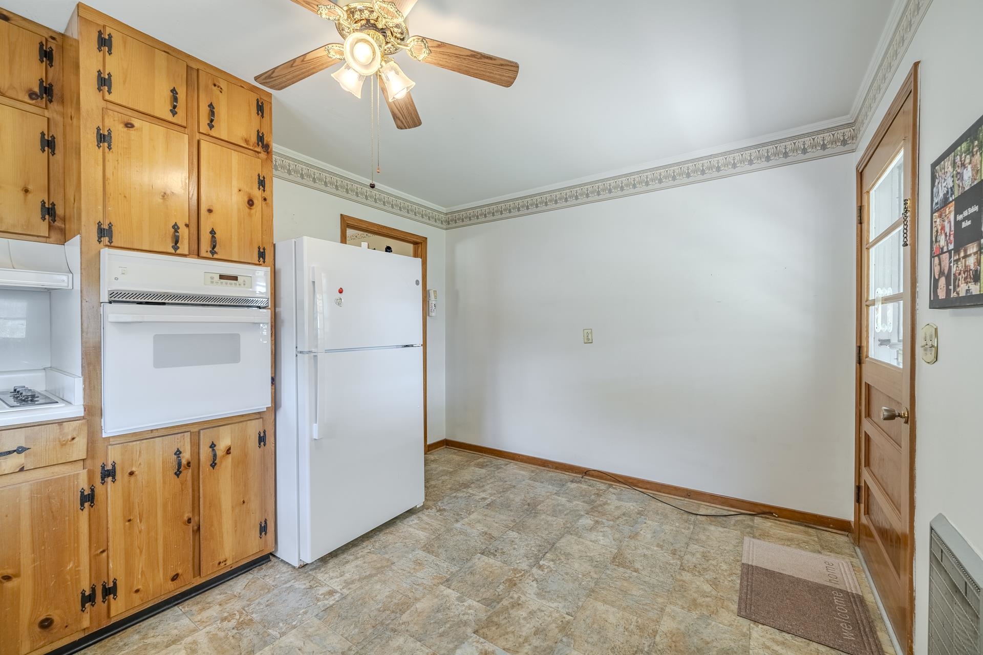505 Harbert Dr Property Photo 6
