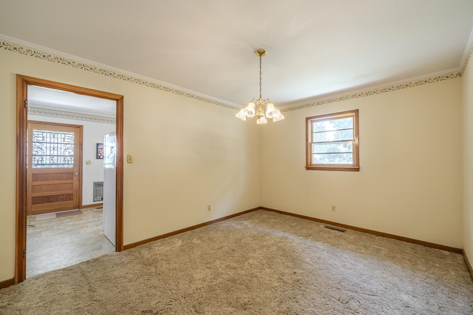 505 Harbert Dr Property Photo 8