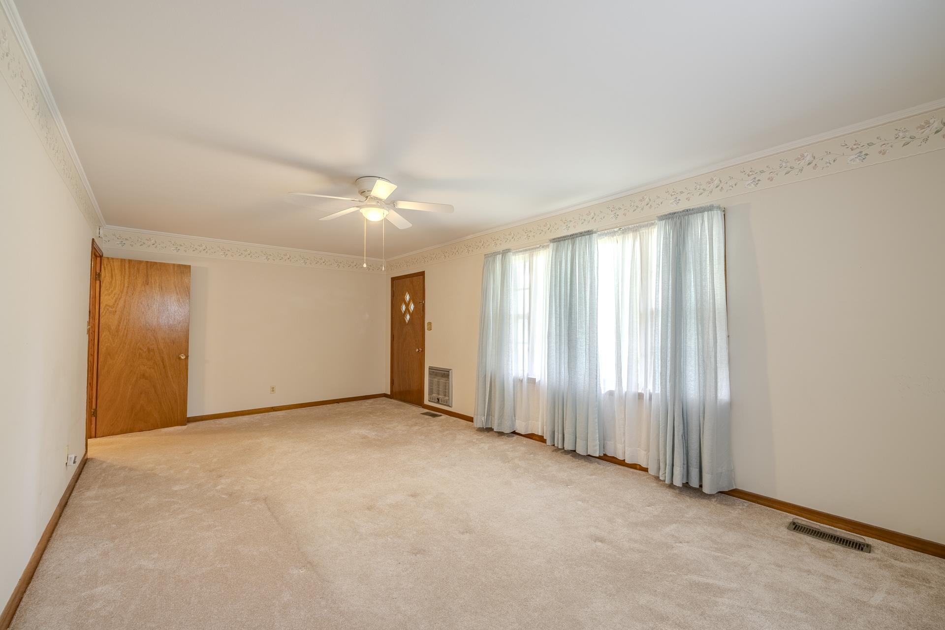 505 Harbert Dr Property Photo 10