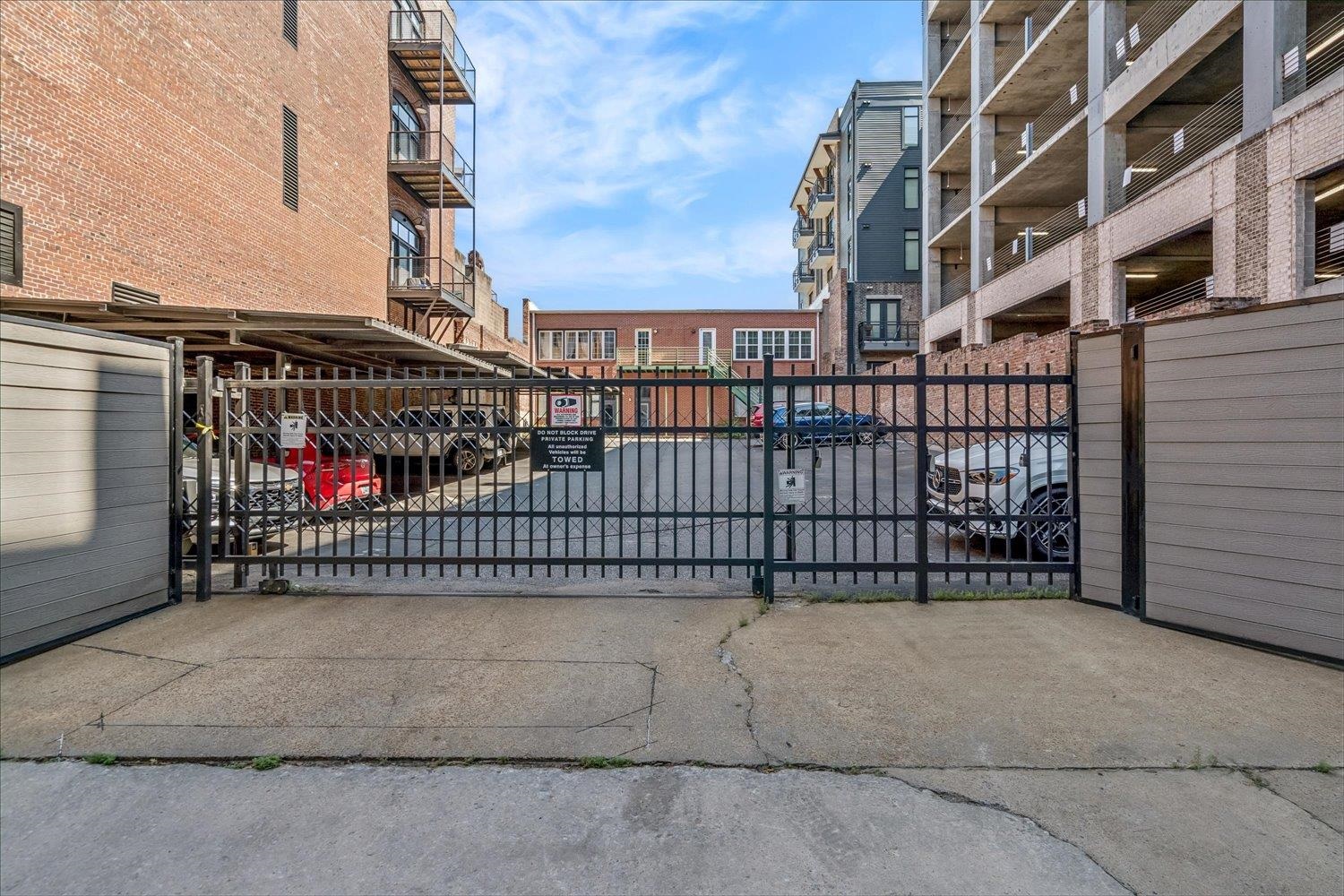 262 Wagner Pl 301 Property Photo 23
