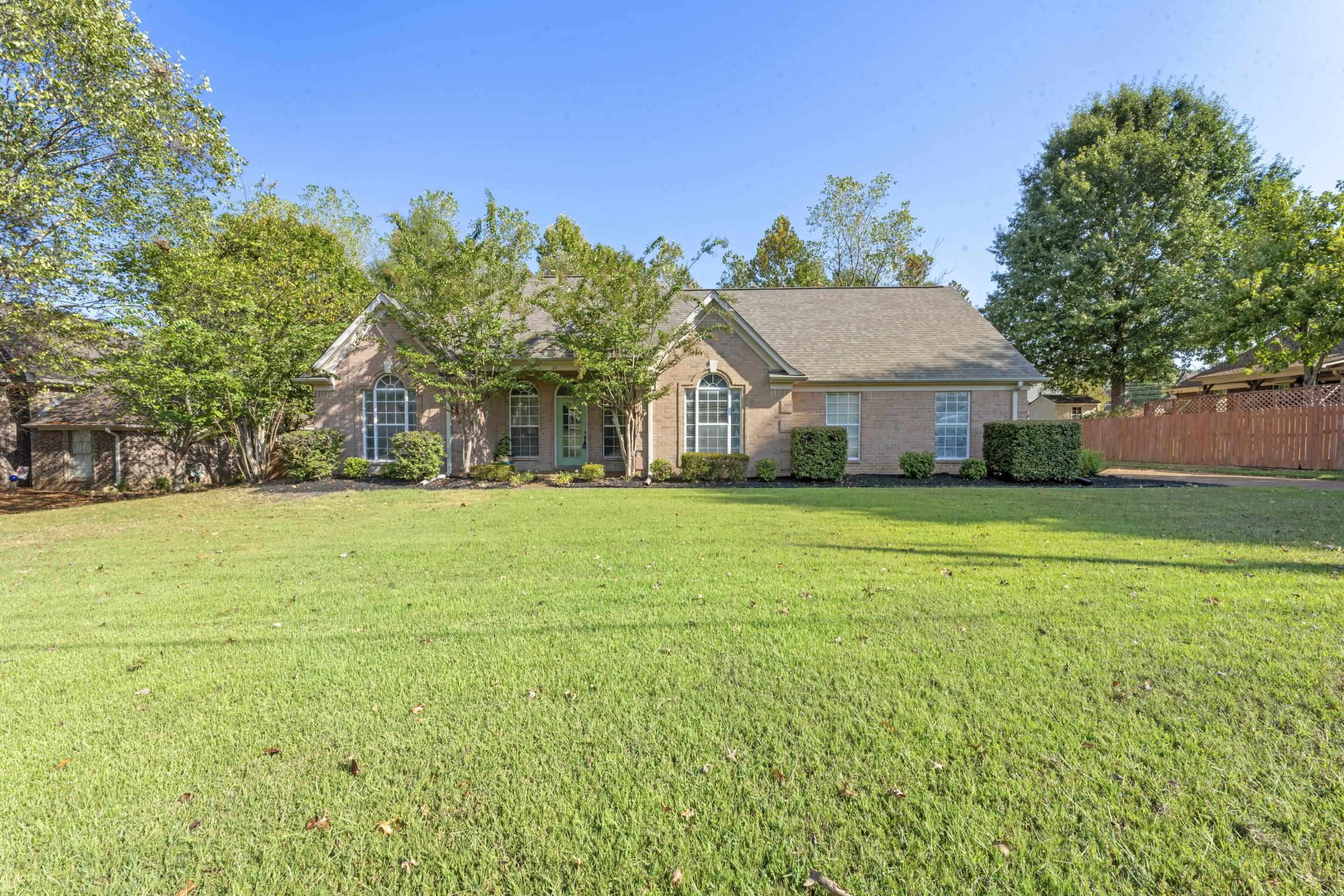 20 Country Brook Dr Property Photo 1