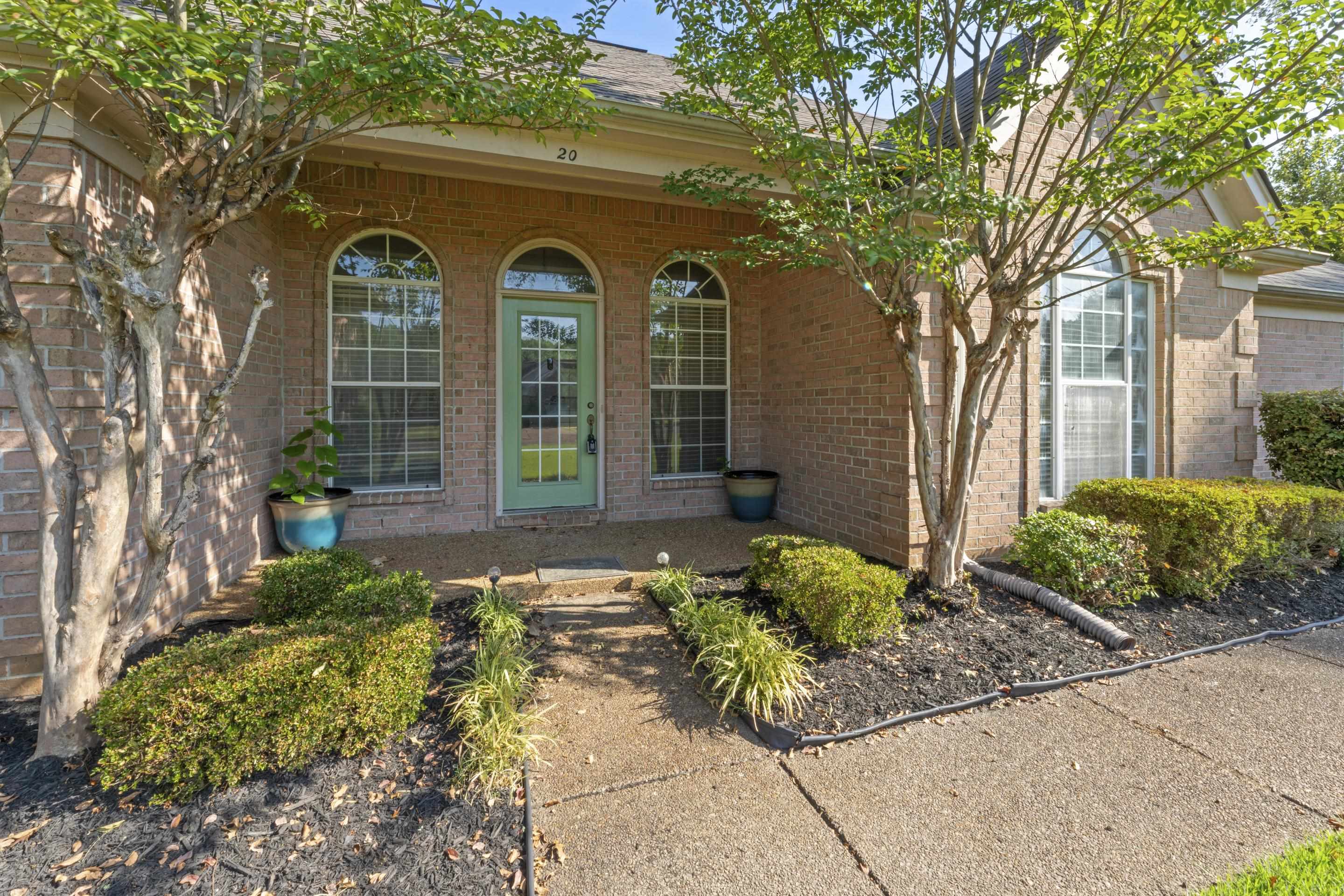 20 Country Brook Dr Property Photo 4