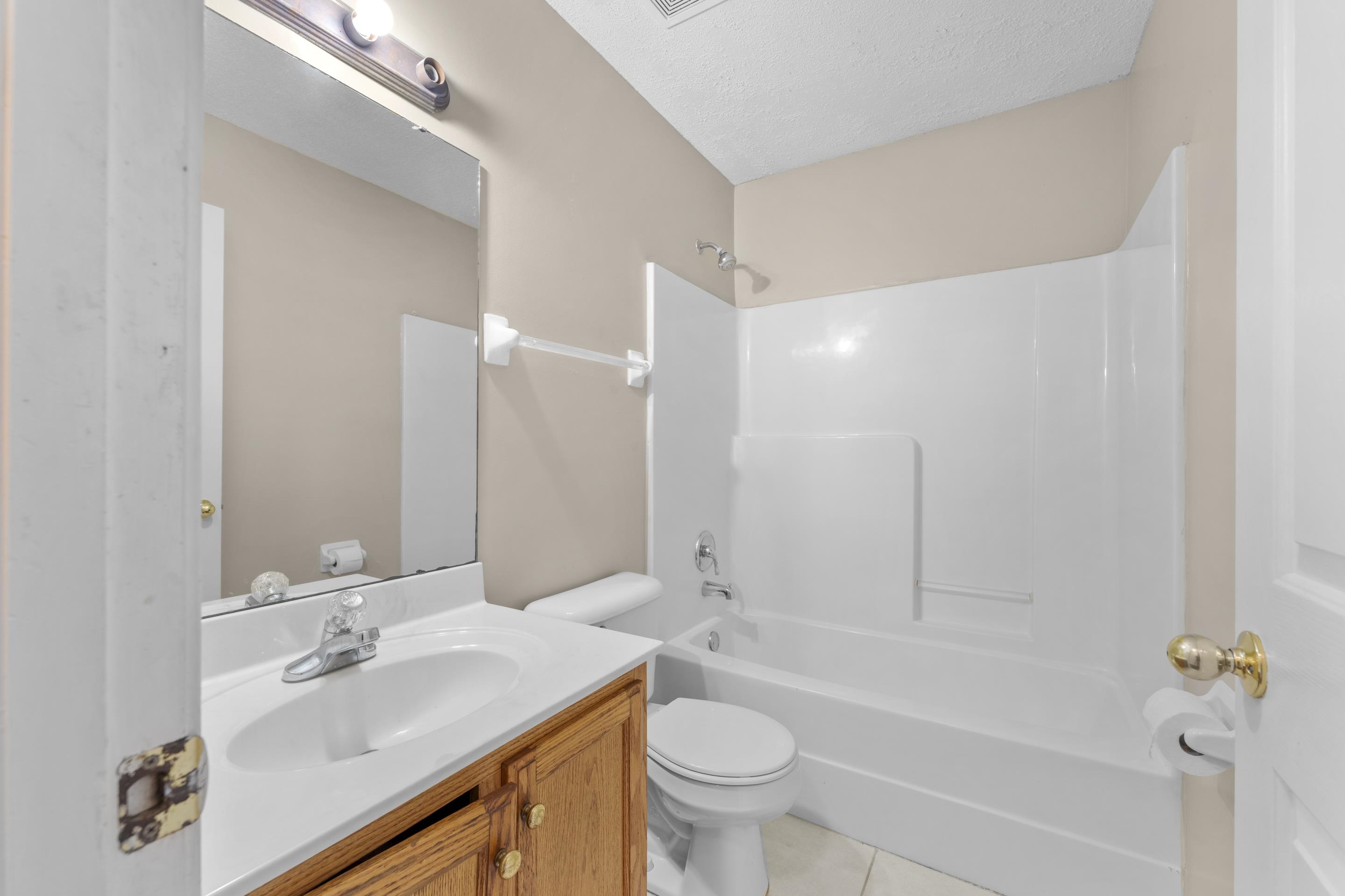 20 Country Brook Dr Property Photo 16