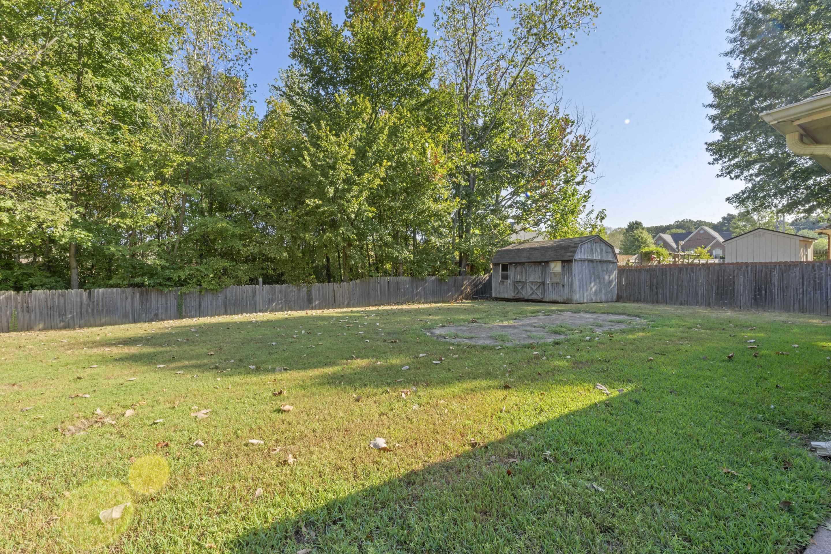 20 Country Brook Dr Property Photo 26