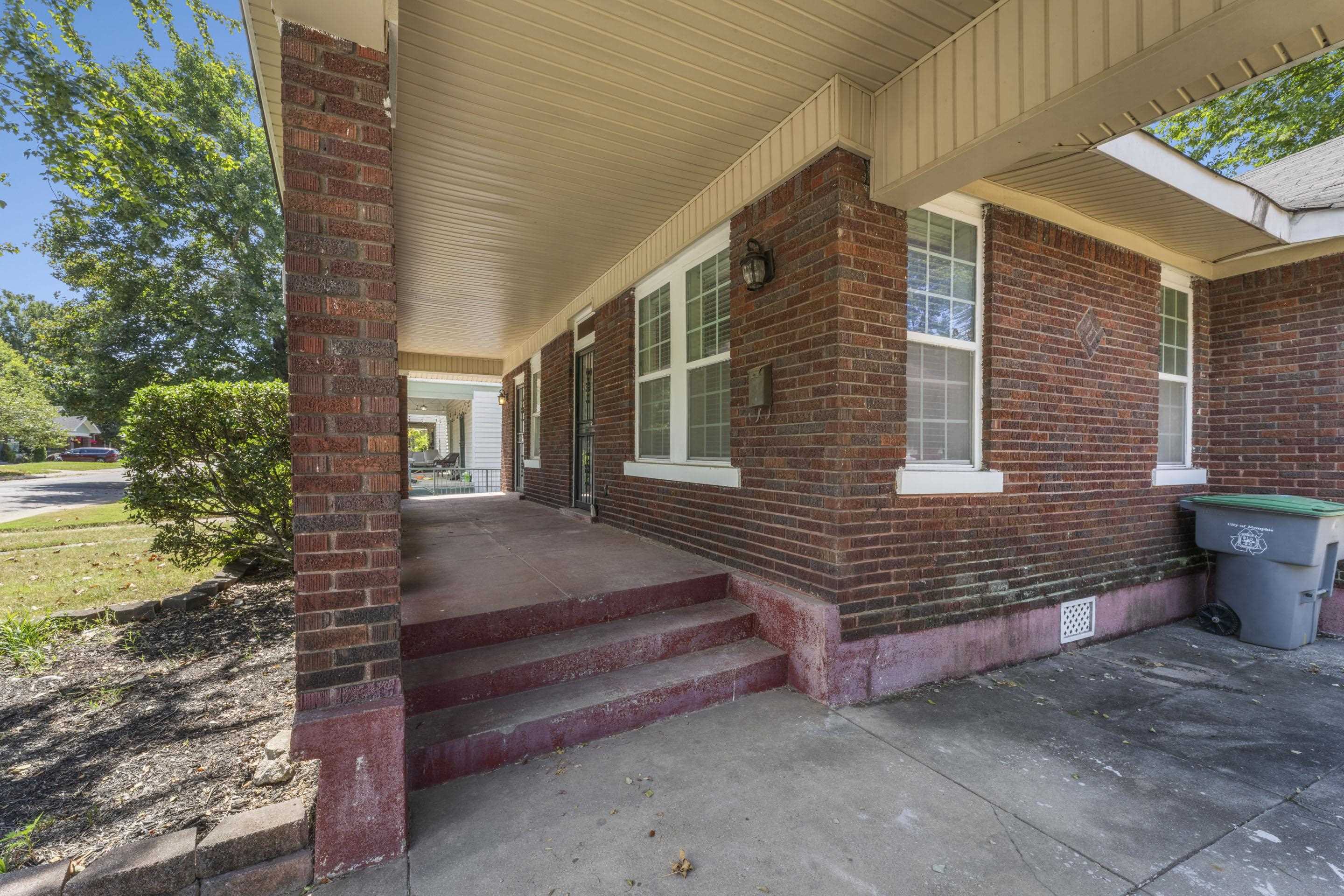 443 N Avalon St Property Photo 35