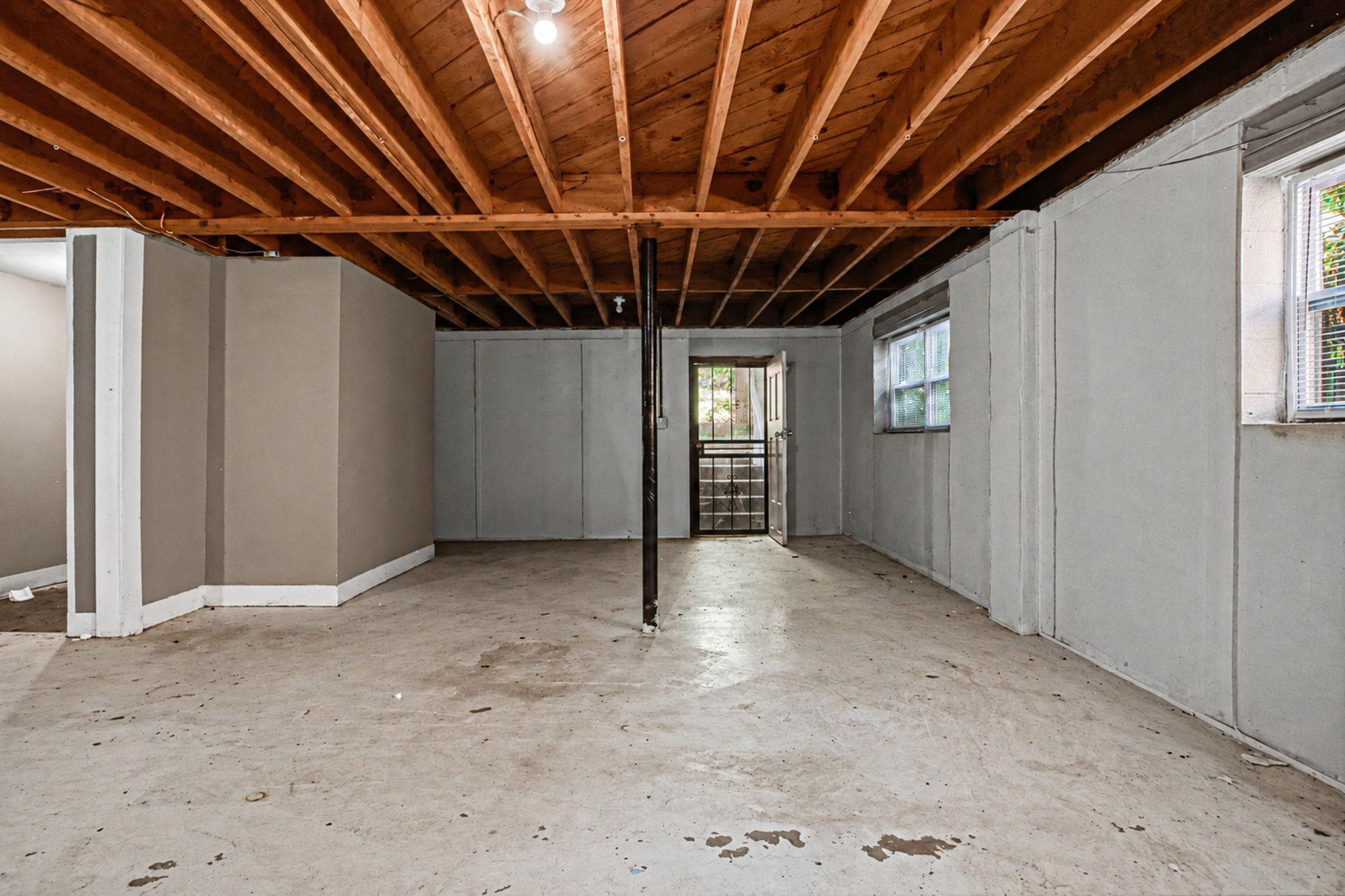 3249 Fairbanks St Property Photo 39