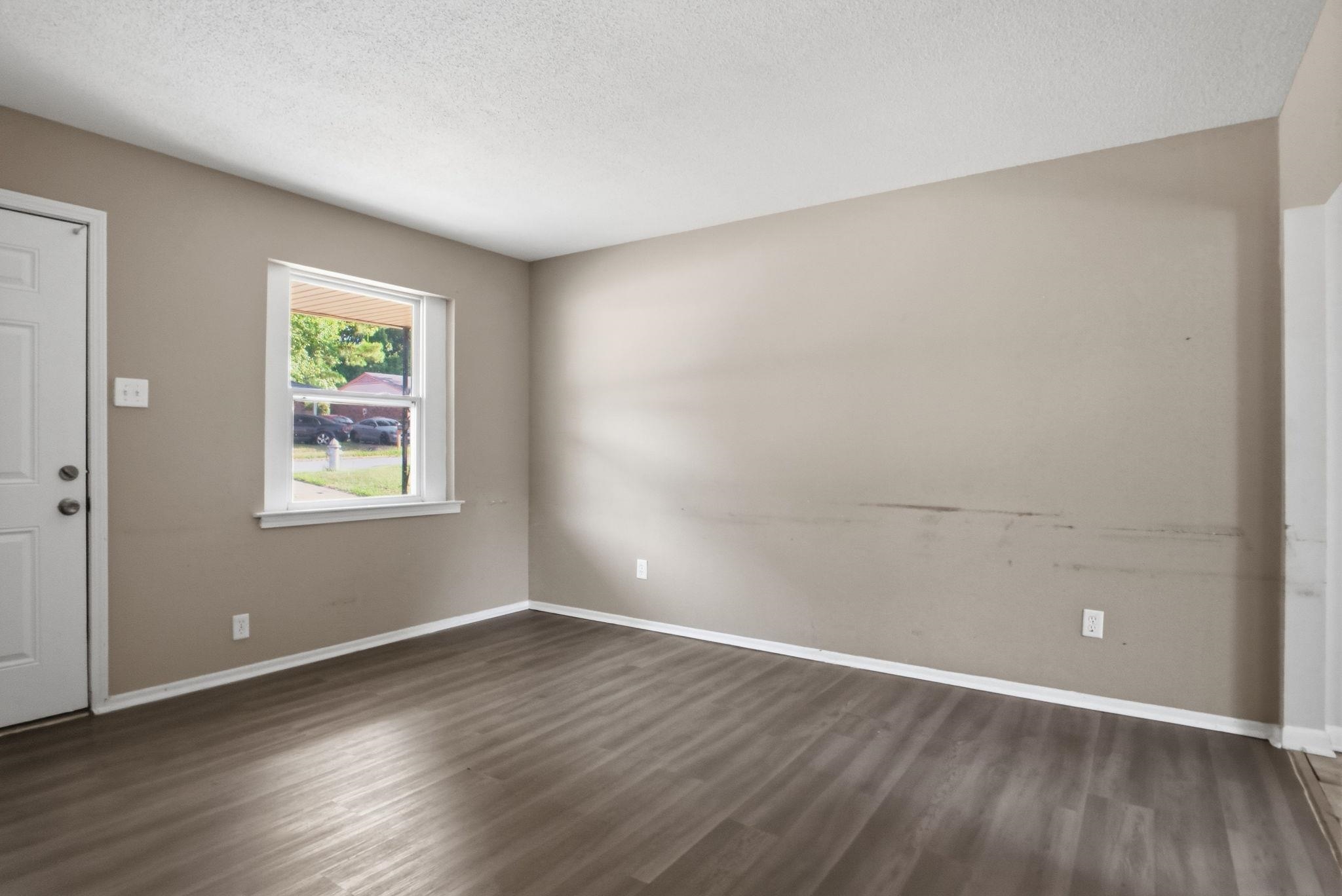 2531 Lisa Ave Property Photo 7