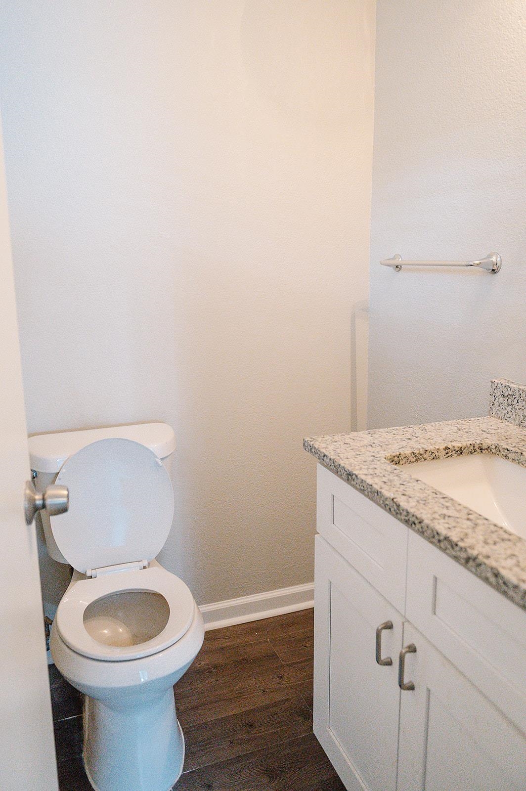 216 N Hollywood St 10 Property Photo 13