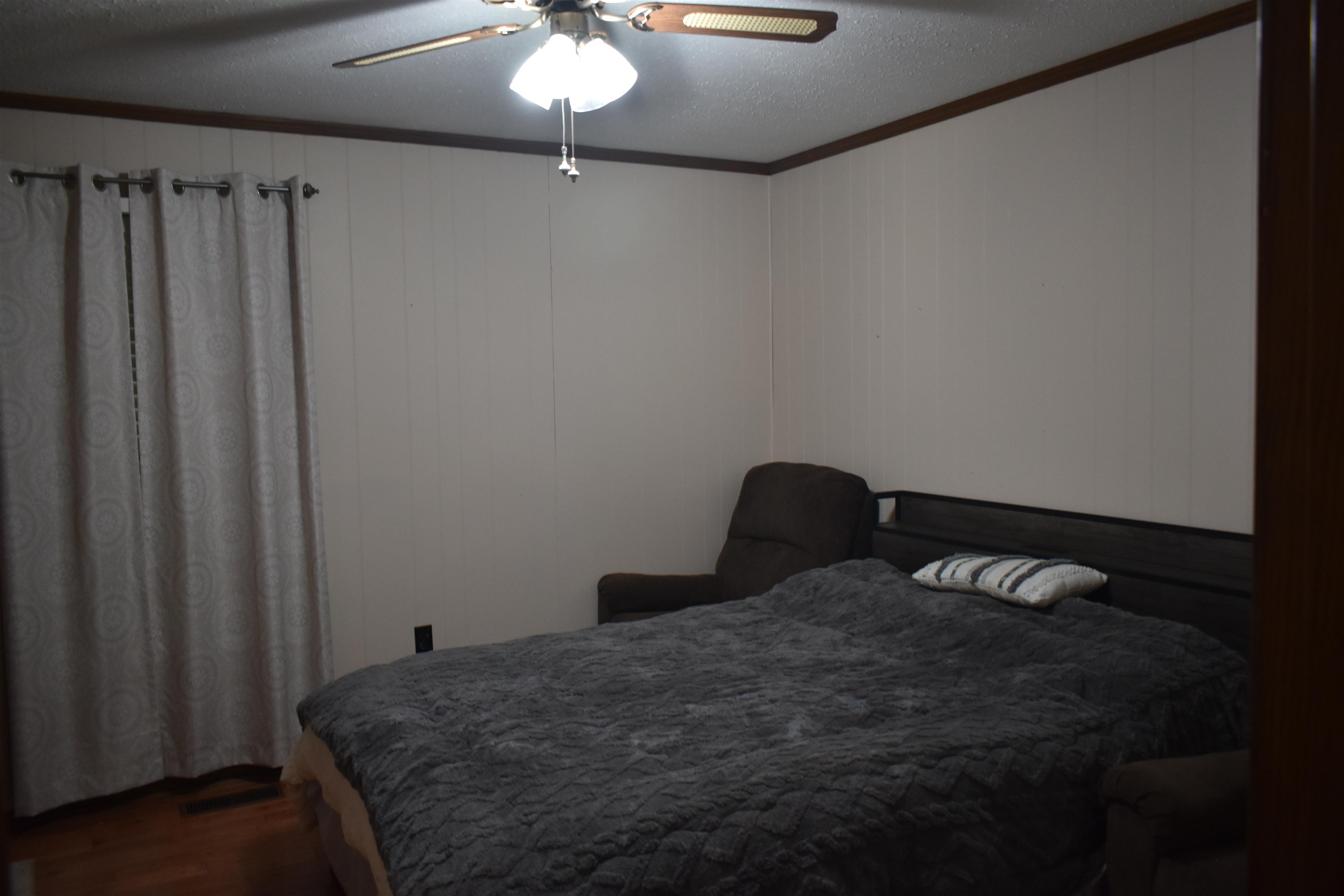 82 Ester Dr Property Photo 24