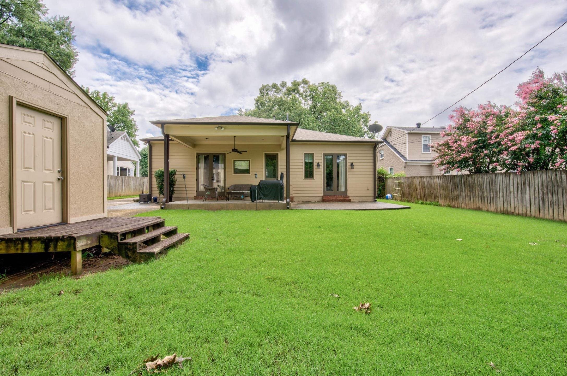 3786 Rosedale Dr Property Photo 24