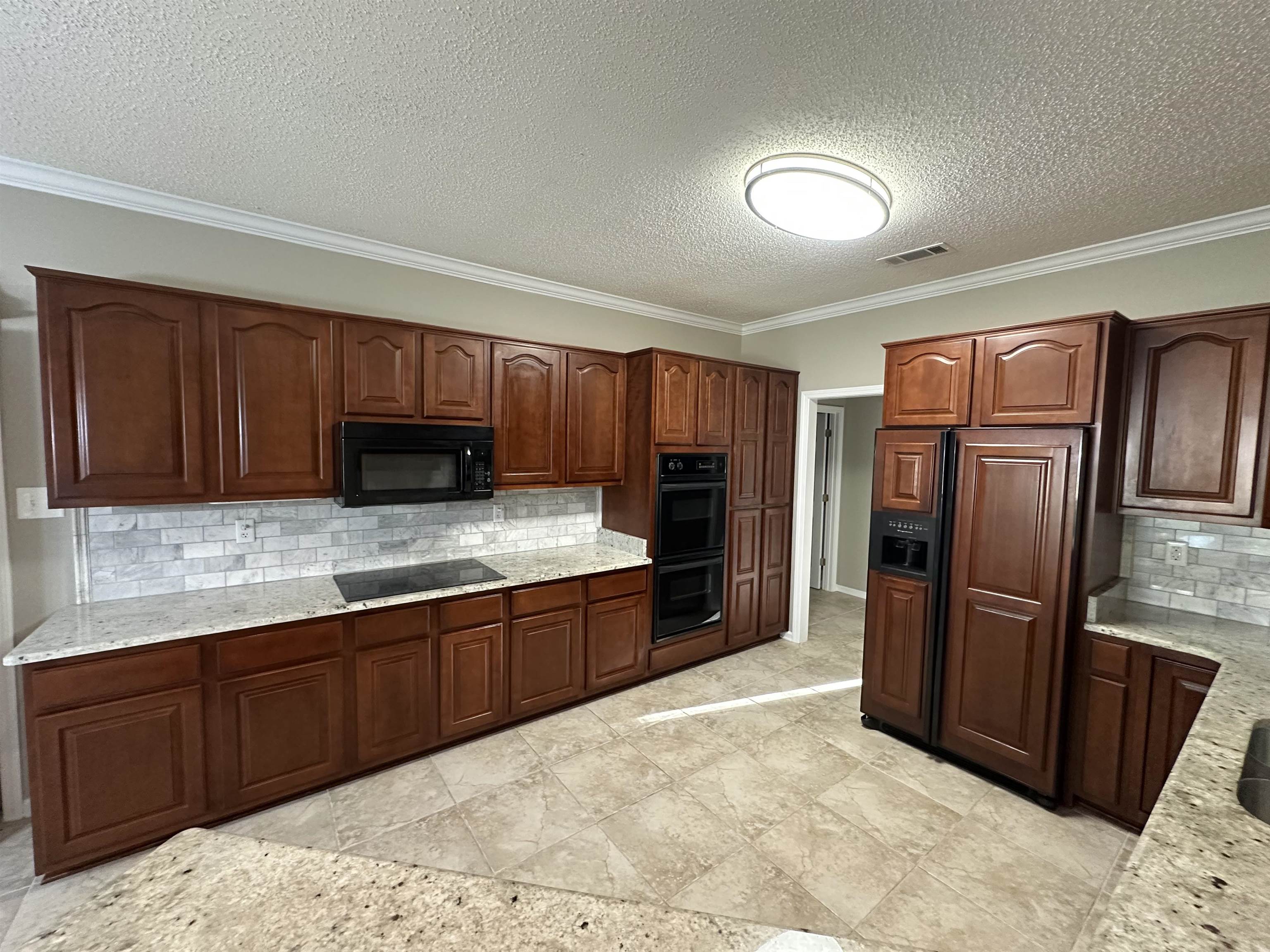 3134 Valley Lake Dr Property Photo 5