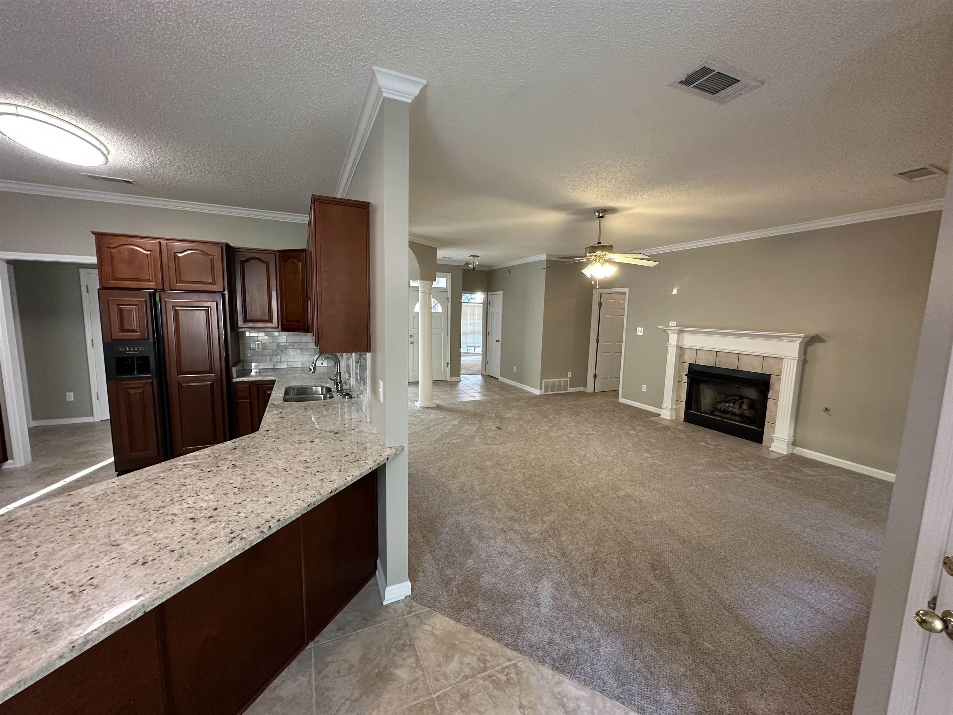 3134 Valley Lake Dr Property Photo 8