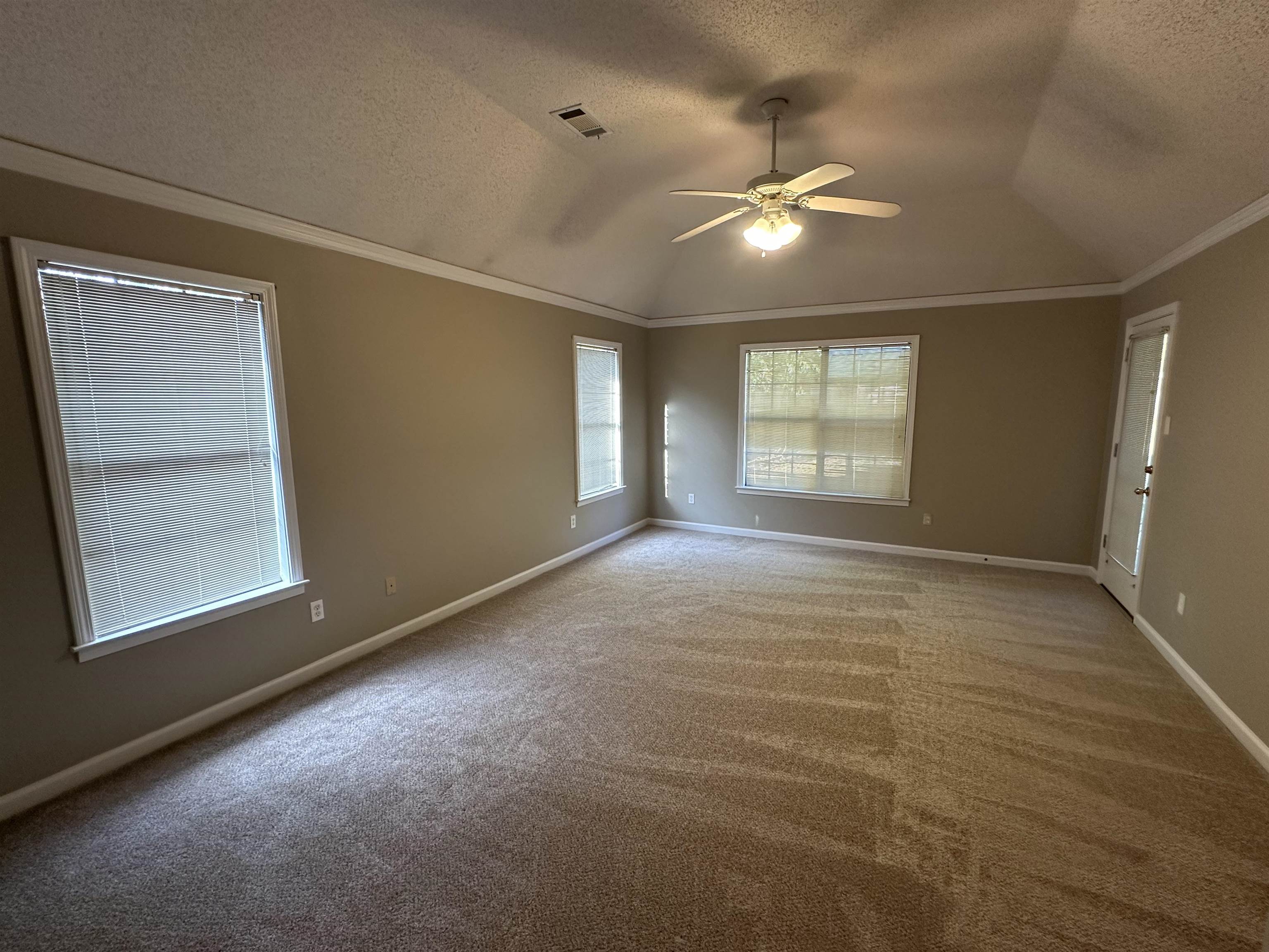 3134 Valley Lake Dr Property Photo 13