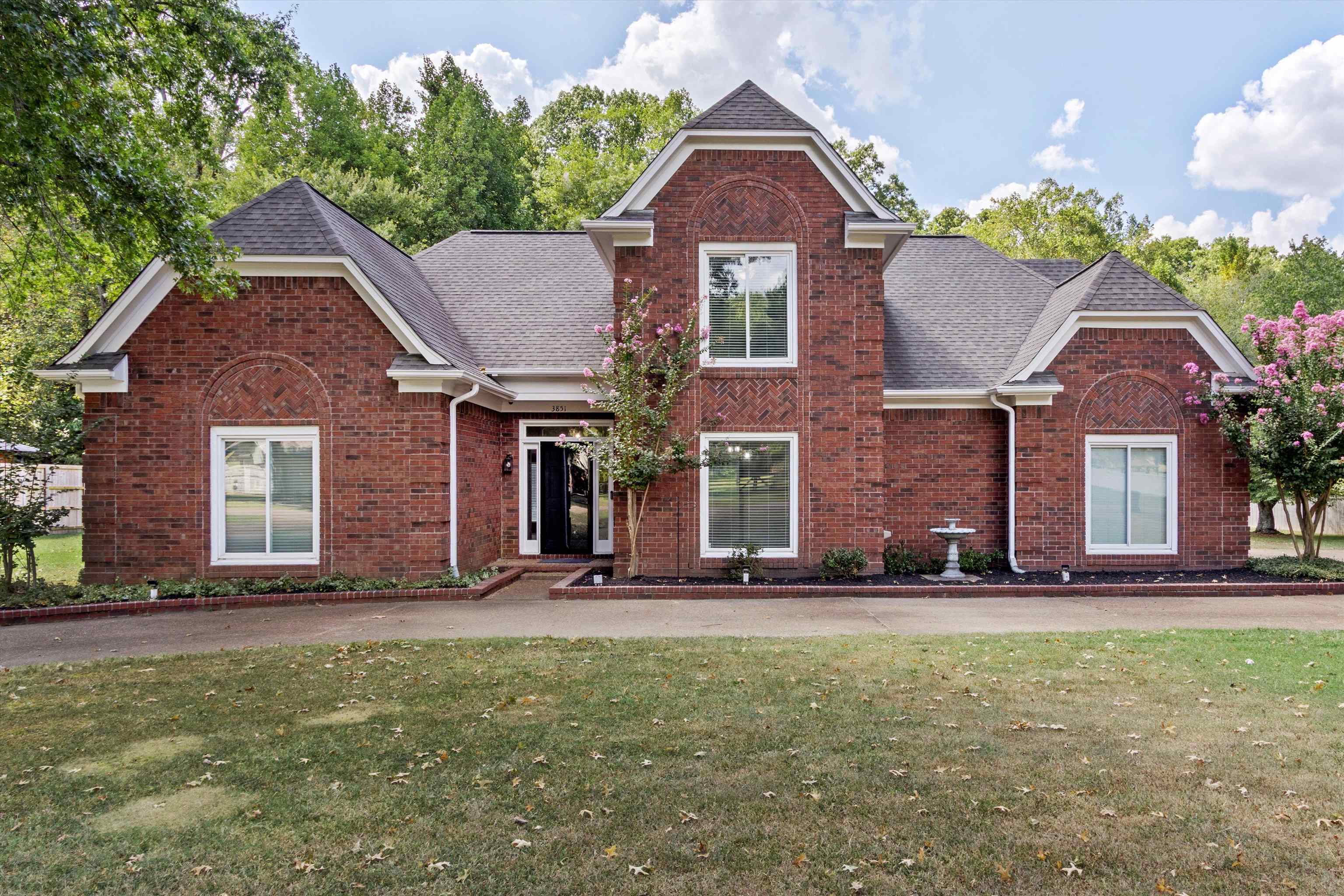 3851 Davies Manor Dr Property Photo 2