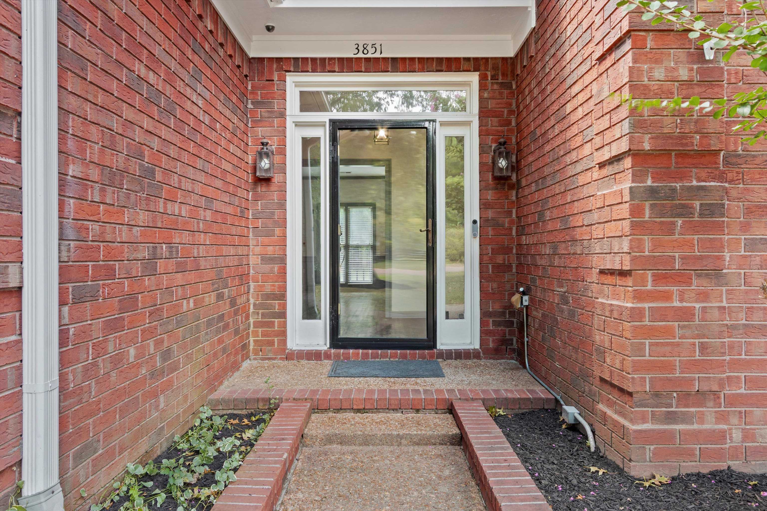 3851 Davies Manor Dr Property Photo 4