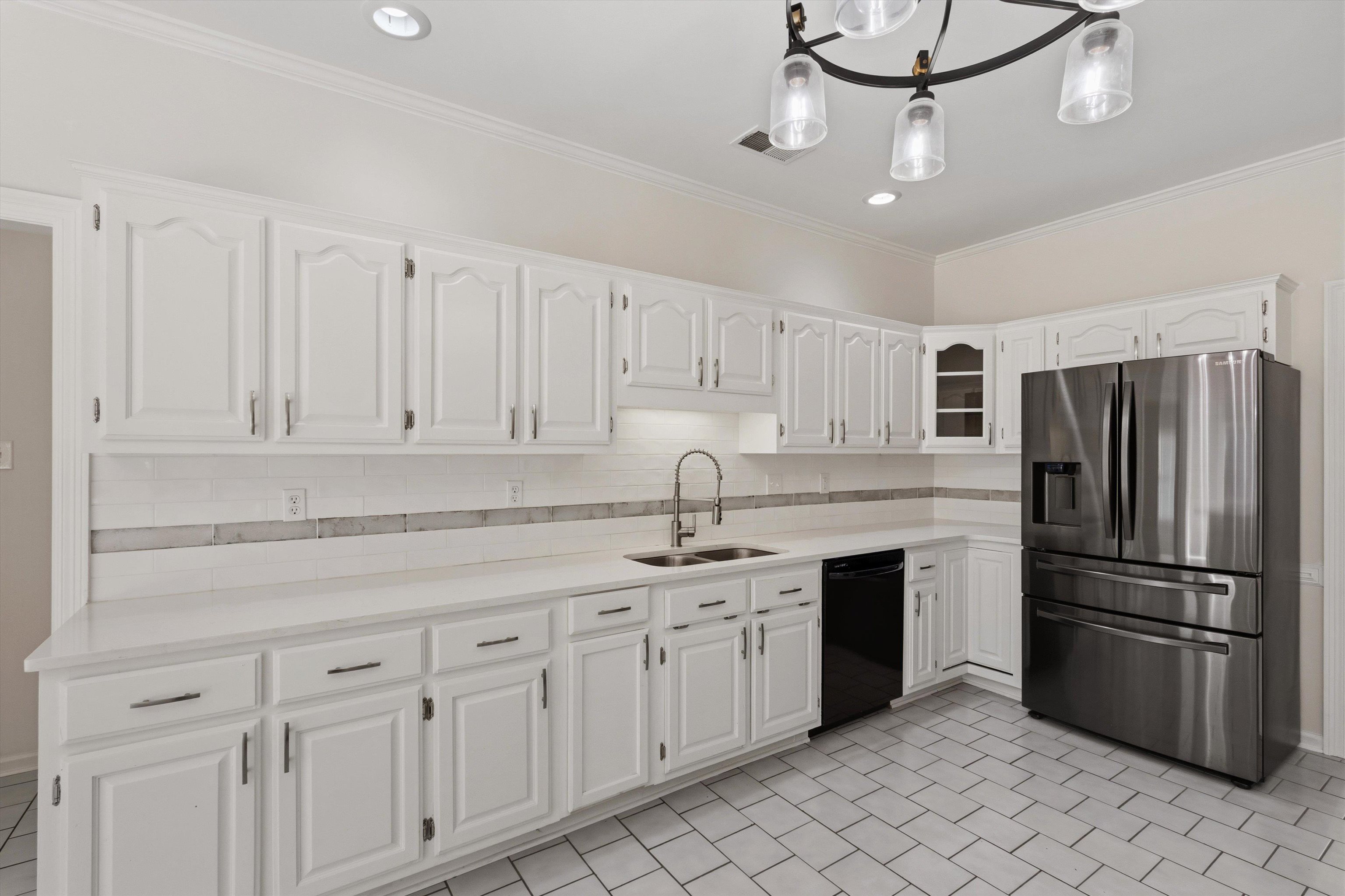 3851 Davies Manor Dr Property Photo 9