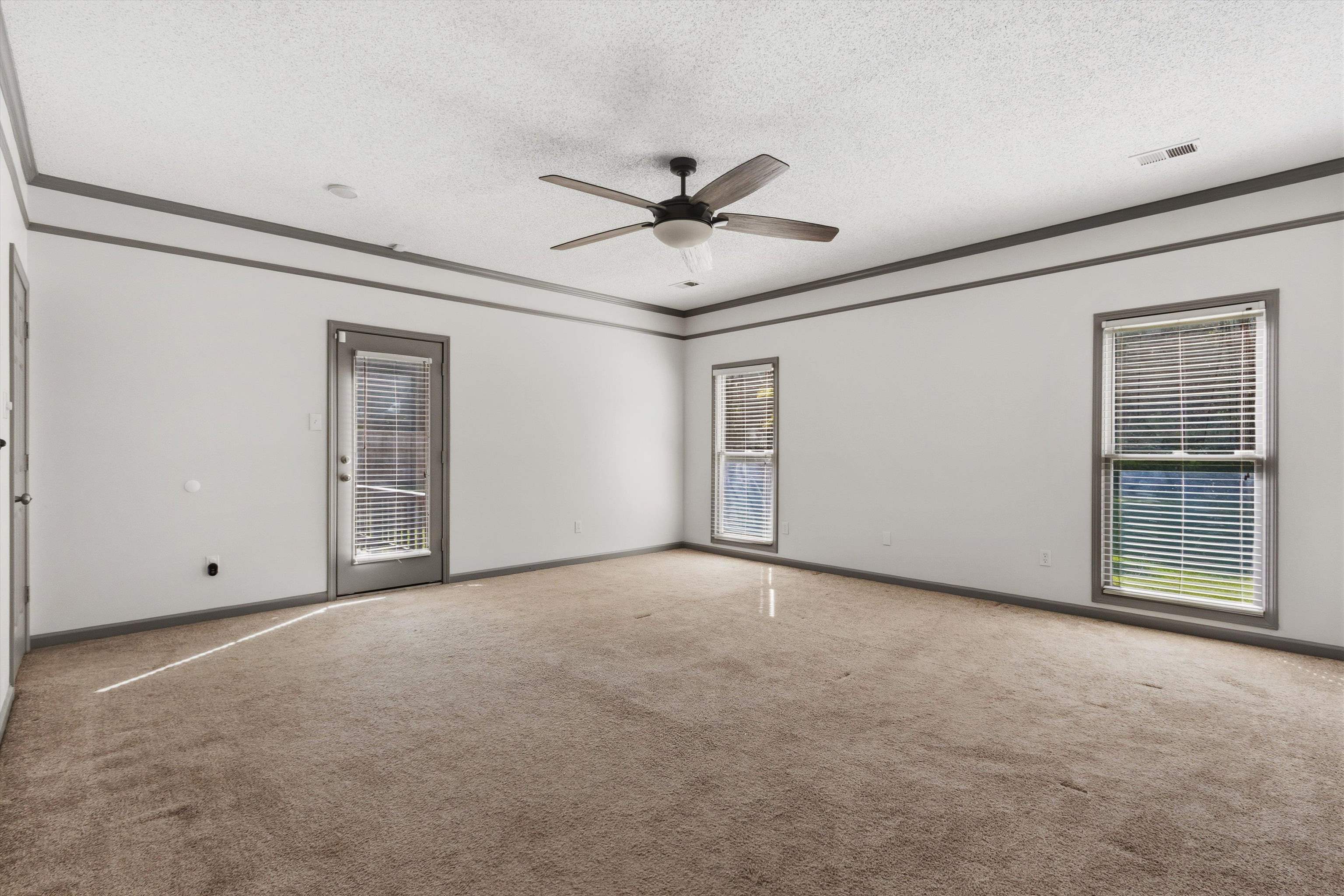 3851 Davies Manor Dr Property Photo 17