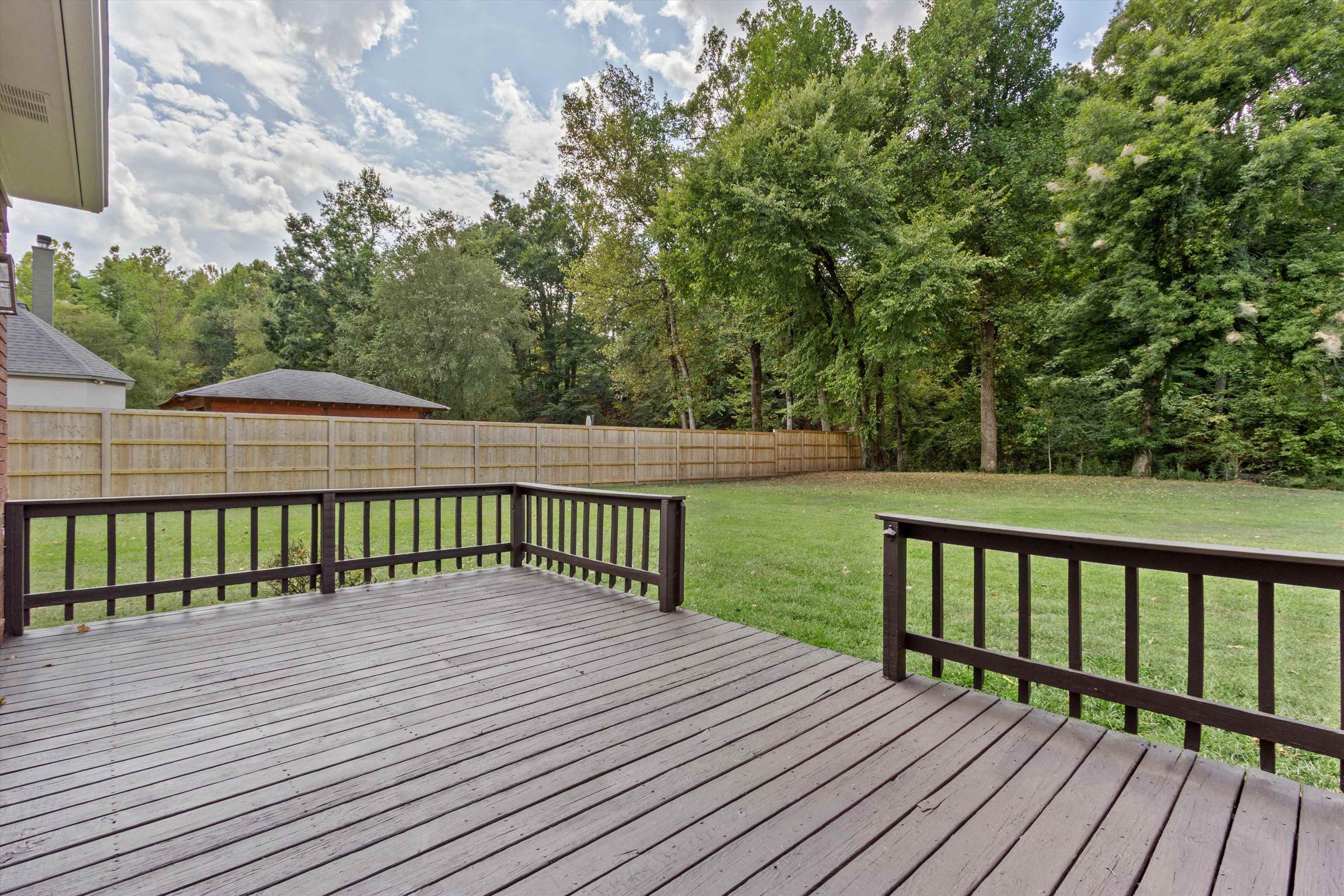 3851 Davies Manor Dr Property Photo 28