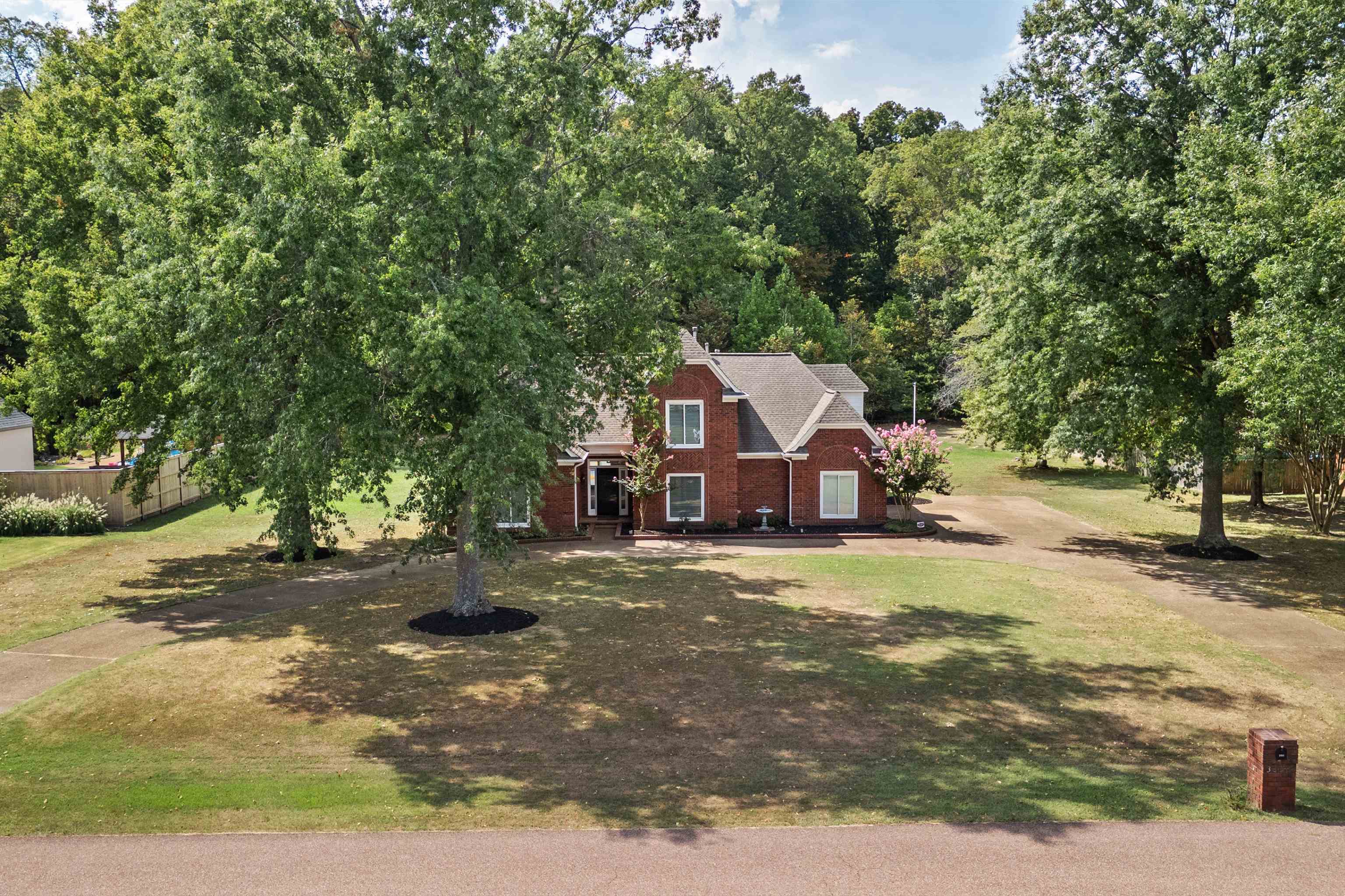 3851 Davies Manor Dr Property Photo 32