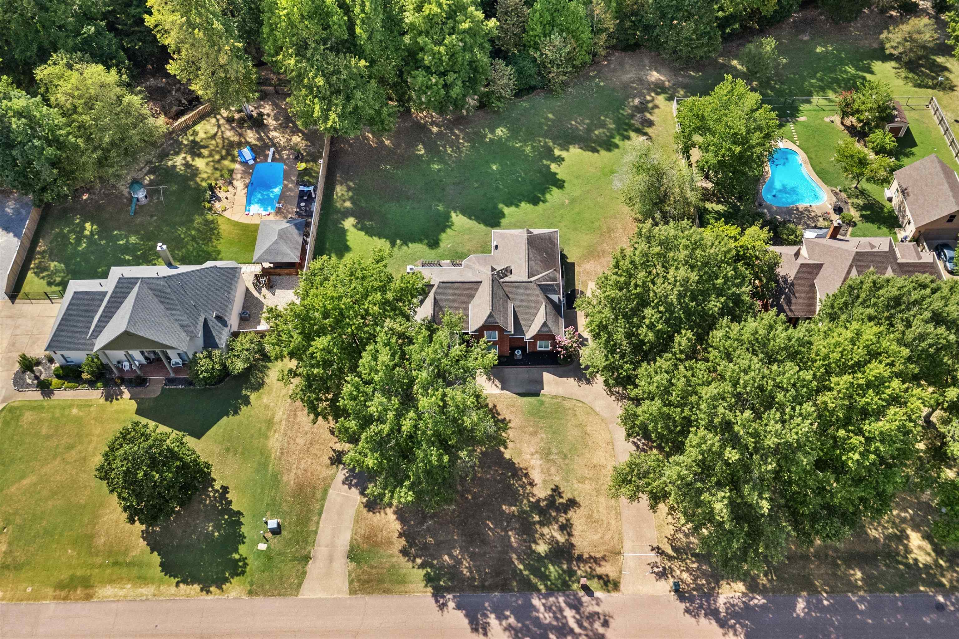 3851 Davies Manor Dr Property Photo 33
