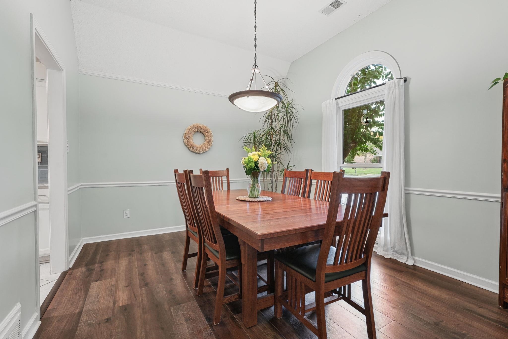 2549 Hearth Stone Dr Property Photo 5