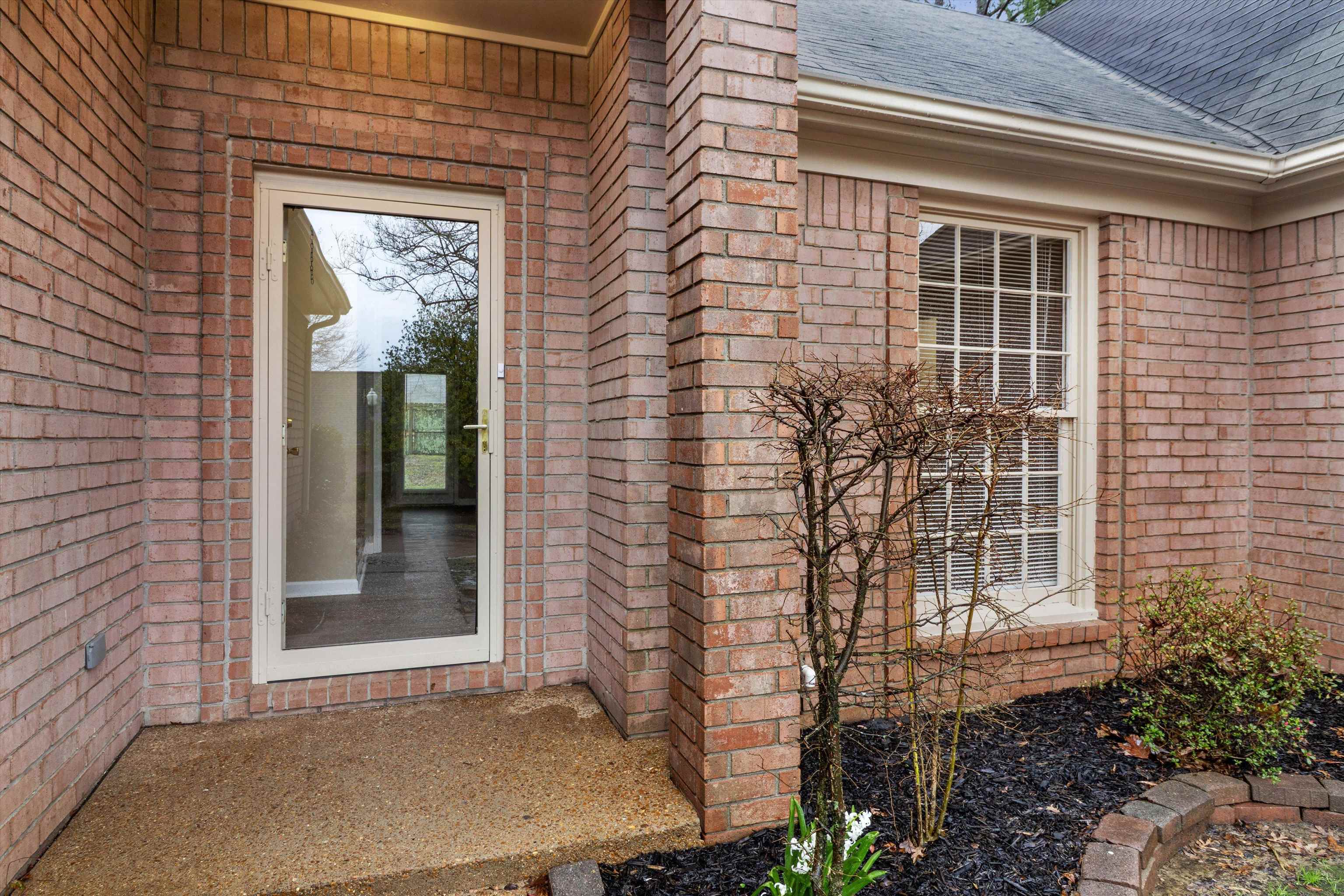 7665 Dexter Run Cir Property Photo 3