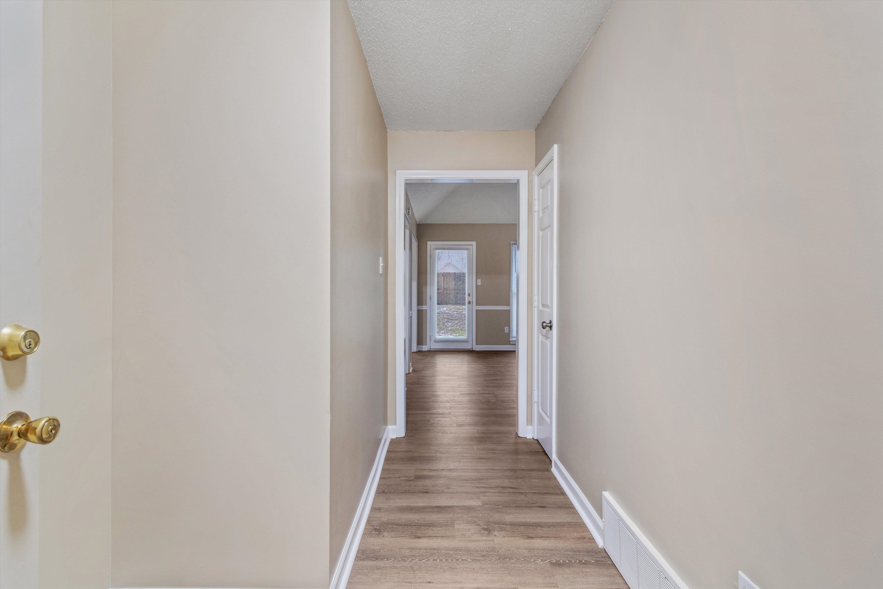 7665 Dexter Run Cir Property Photo 4