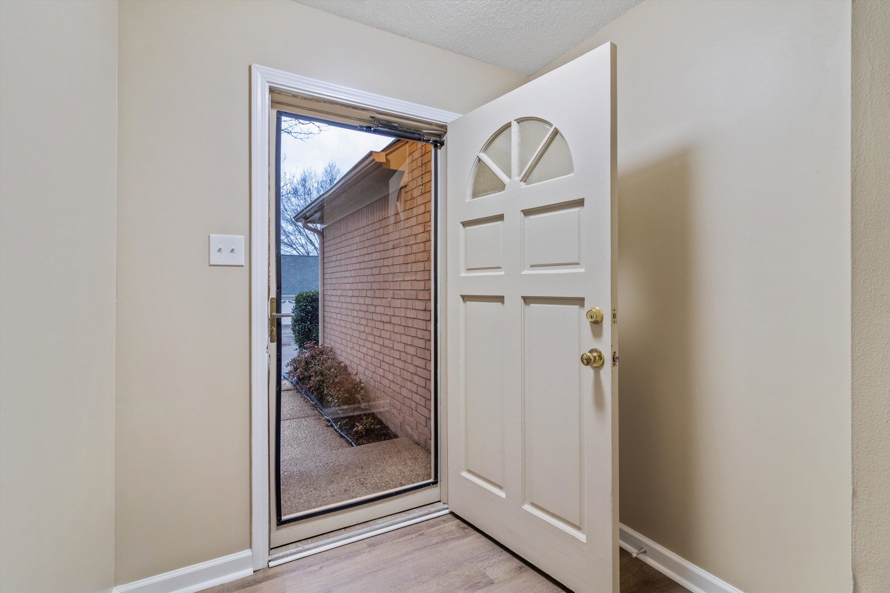 7665 Dexter Run Cir Property Photo 5
