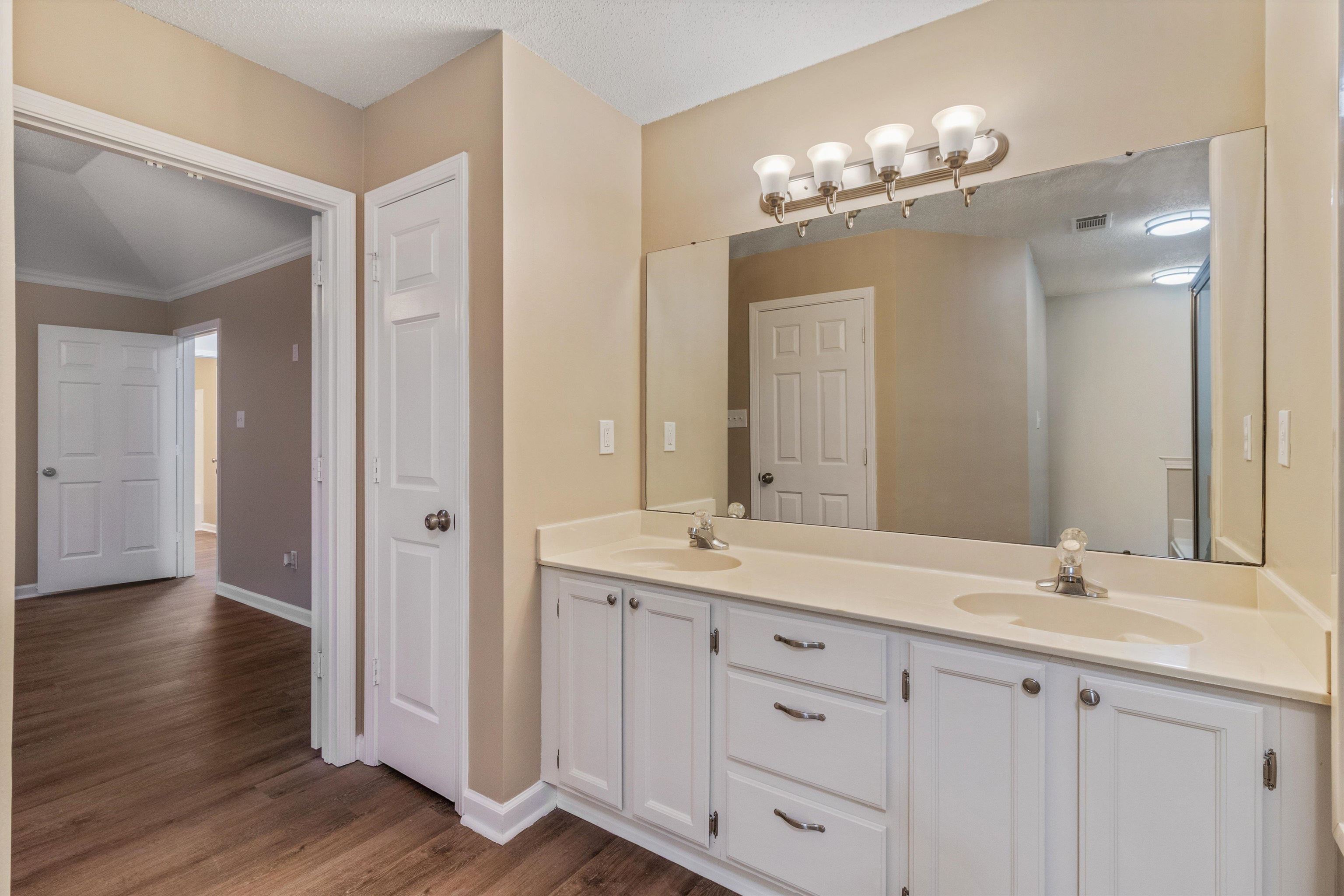 7665 Dexter Run Cir Property Photo 18