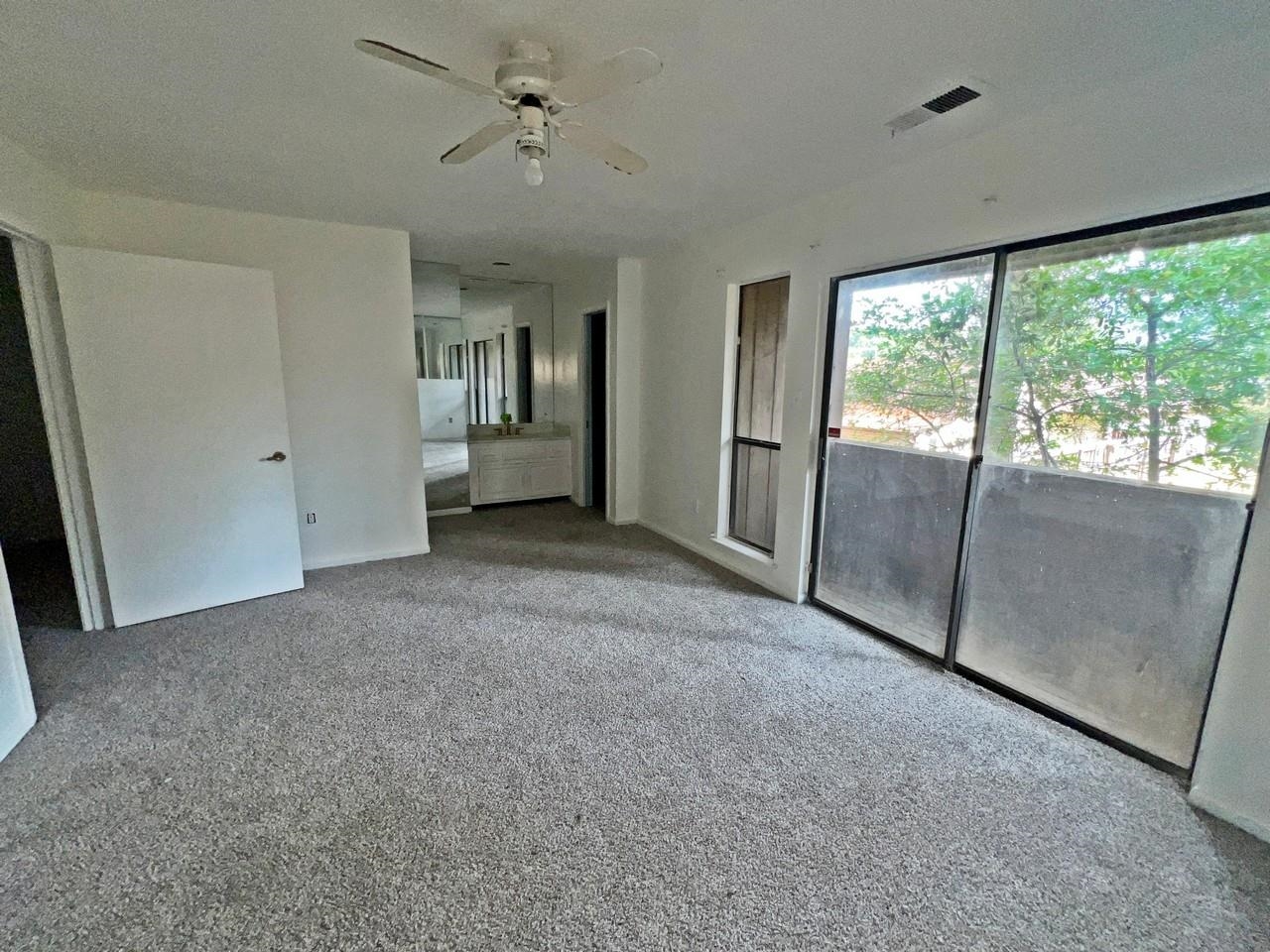 4040 Graham Oaks Ct 21 Property Photo 15