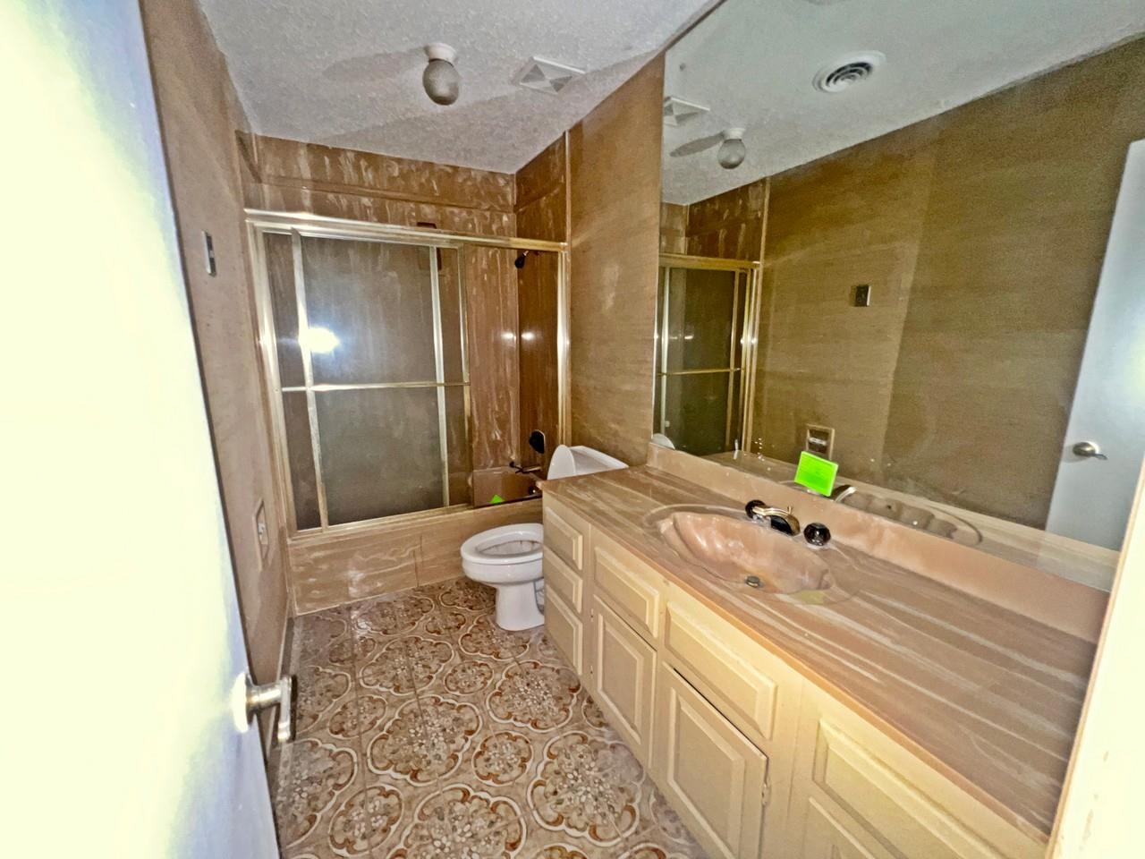 4040 Graham Oaks Ct 21 Property Photo 16