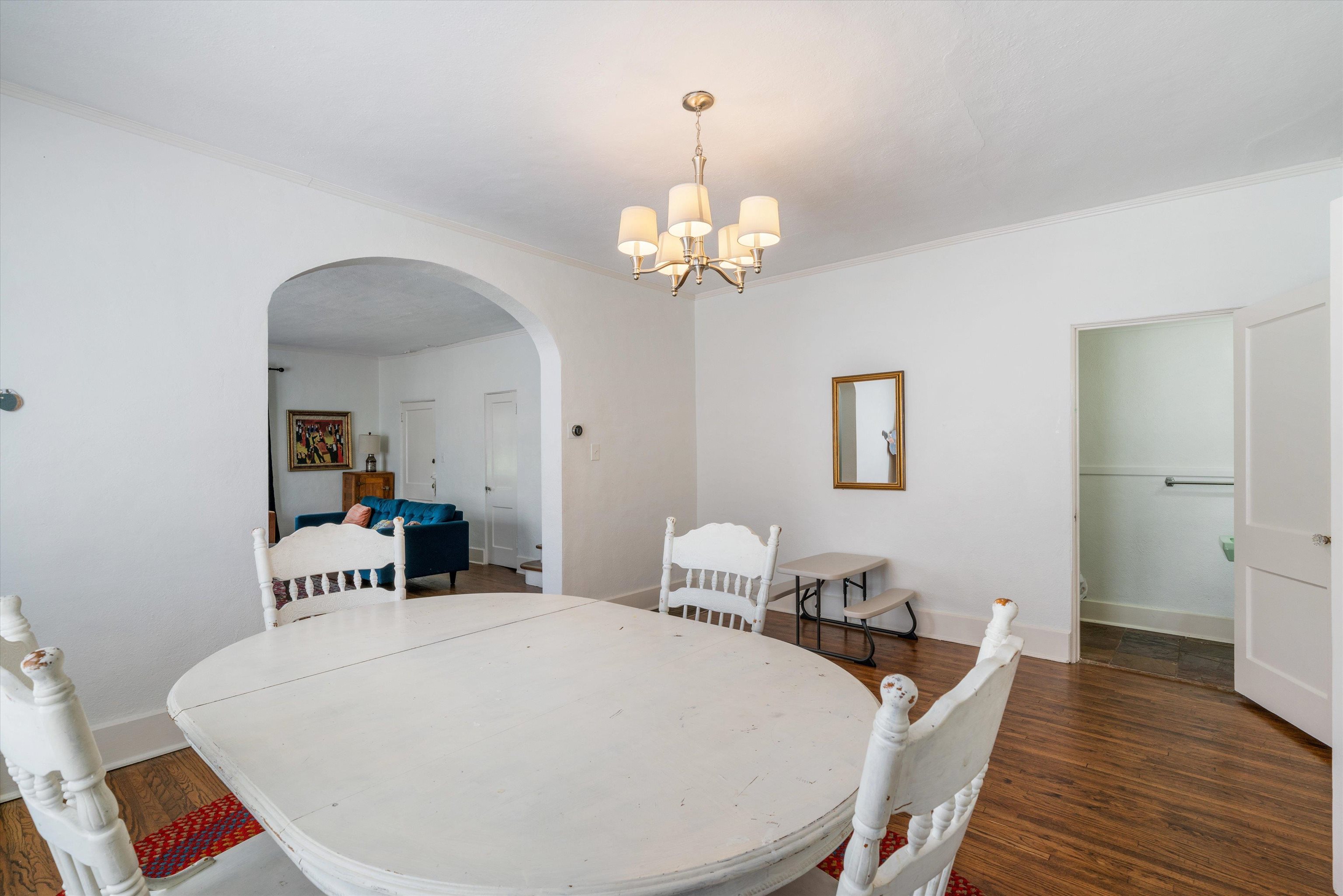 328 N Mclean Blvd Property Photo 16