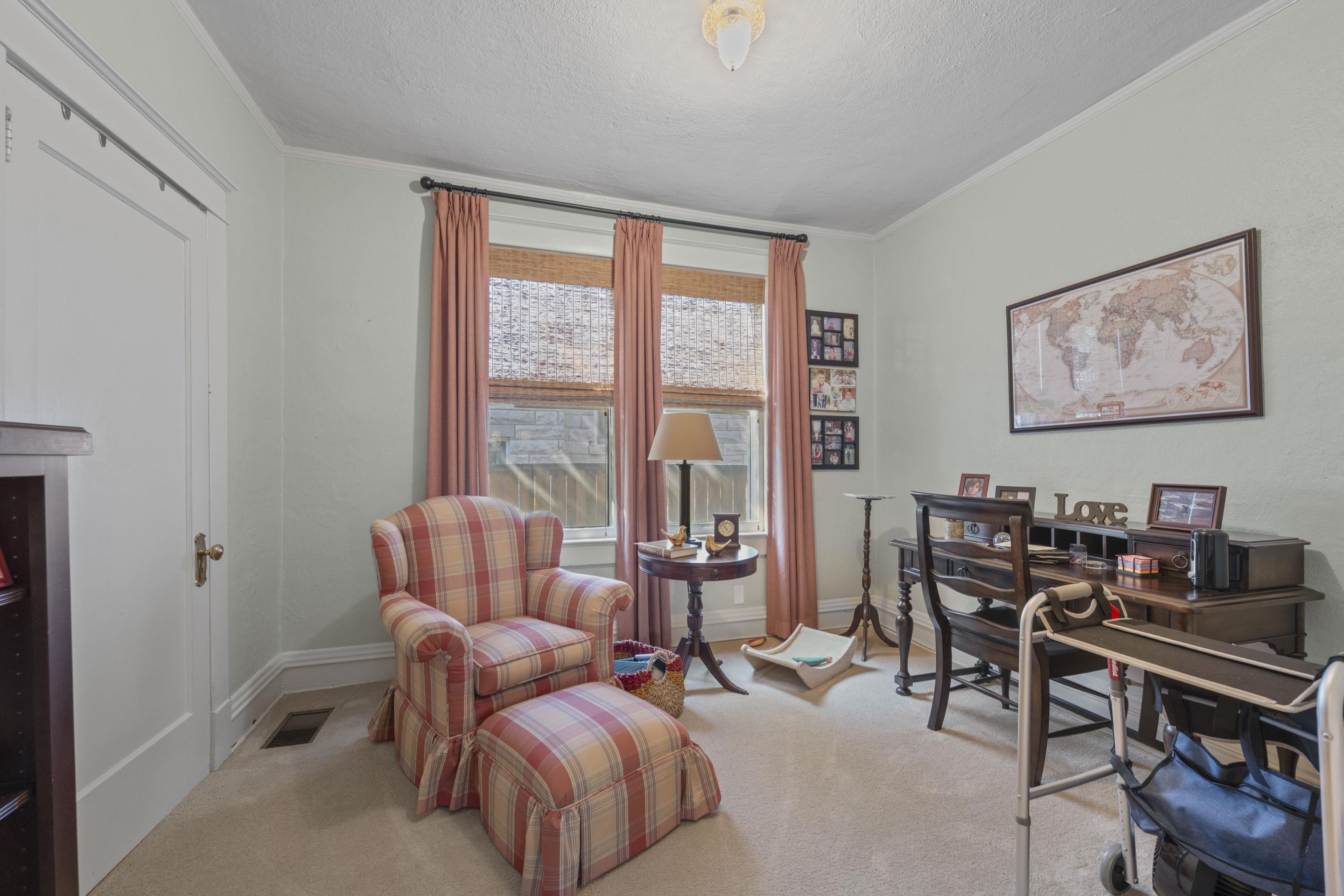 289 Kenilworth Pl Property Photo 13