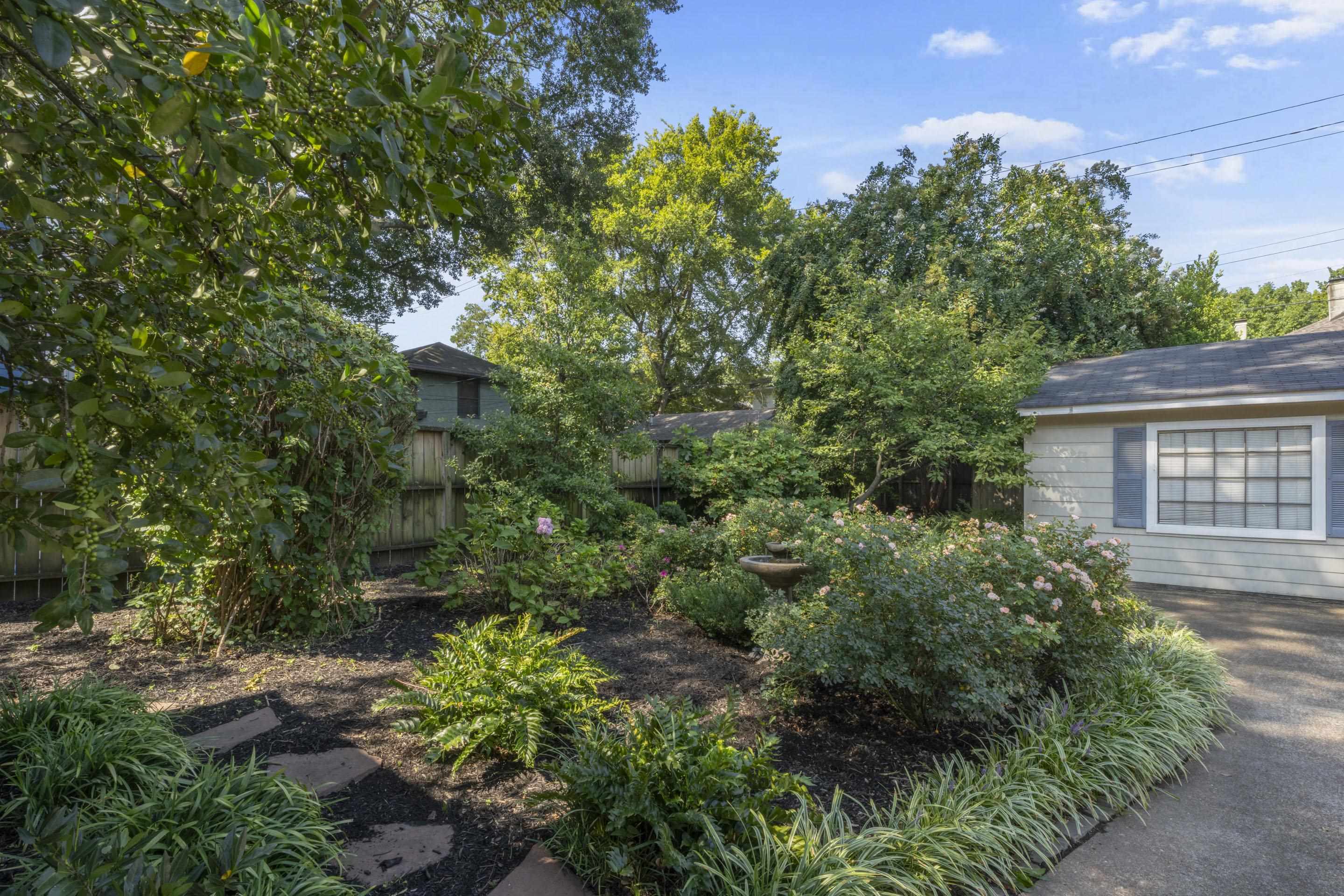 289 Kenilworth Pl Property Photo 20