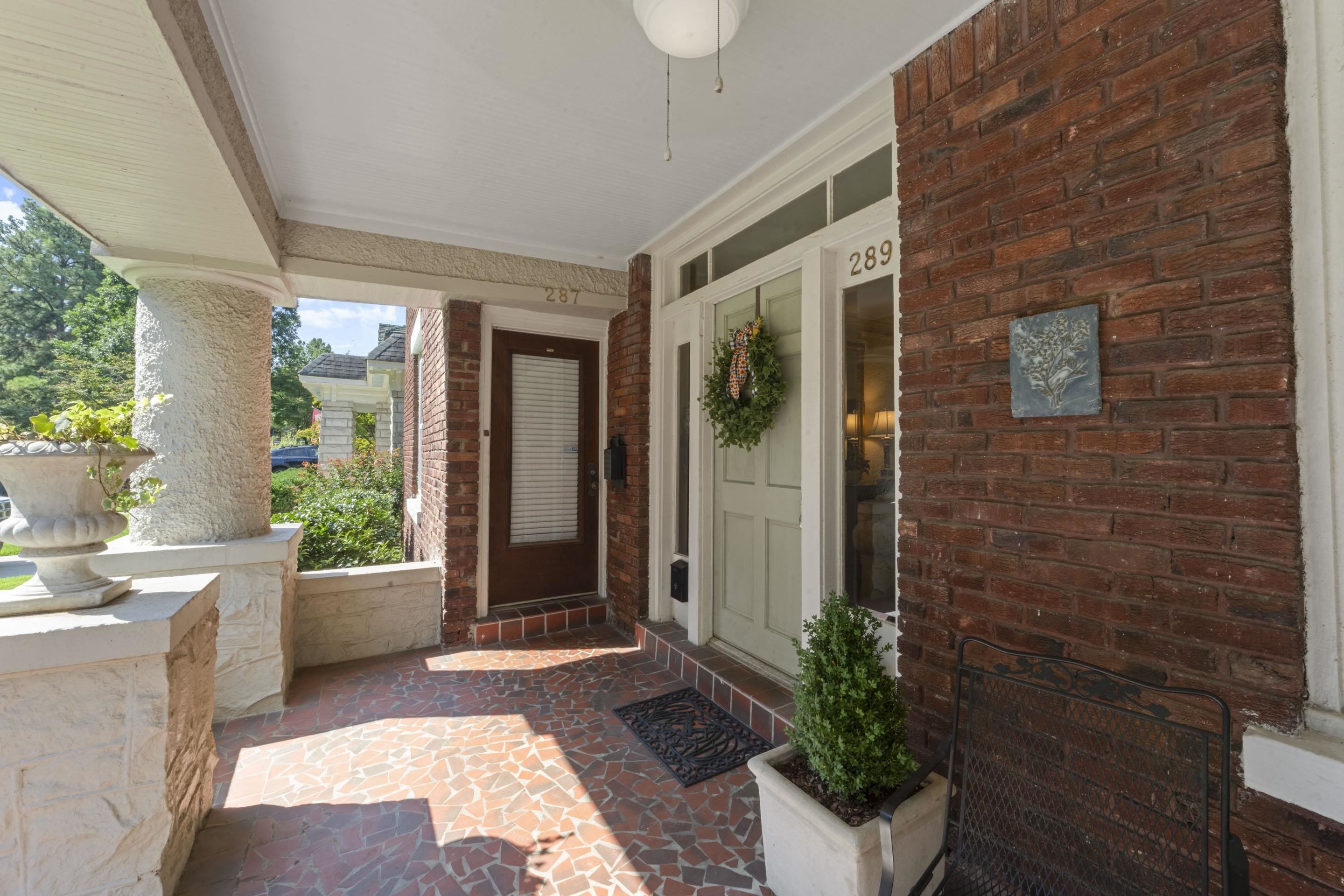 289 Kenilworth Pl Property Photo 22