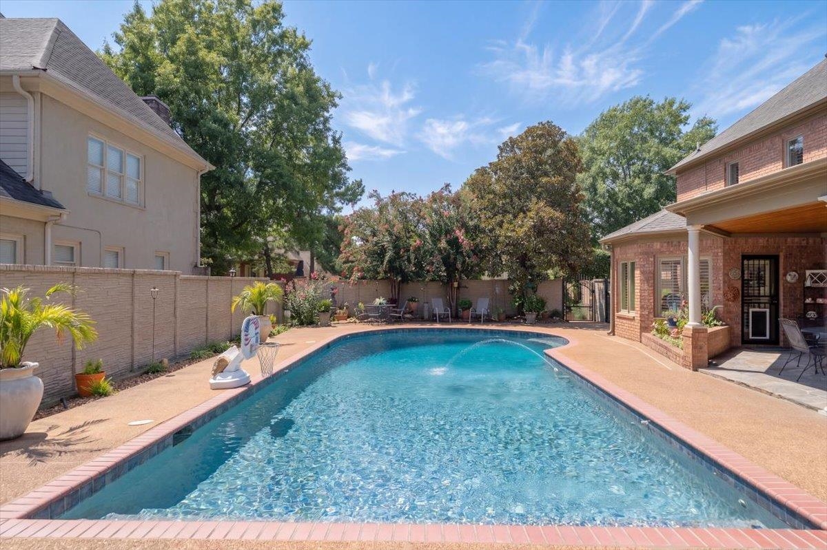 815 Polo Run Dr Property Photo 39