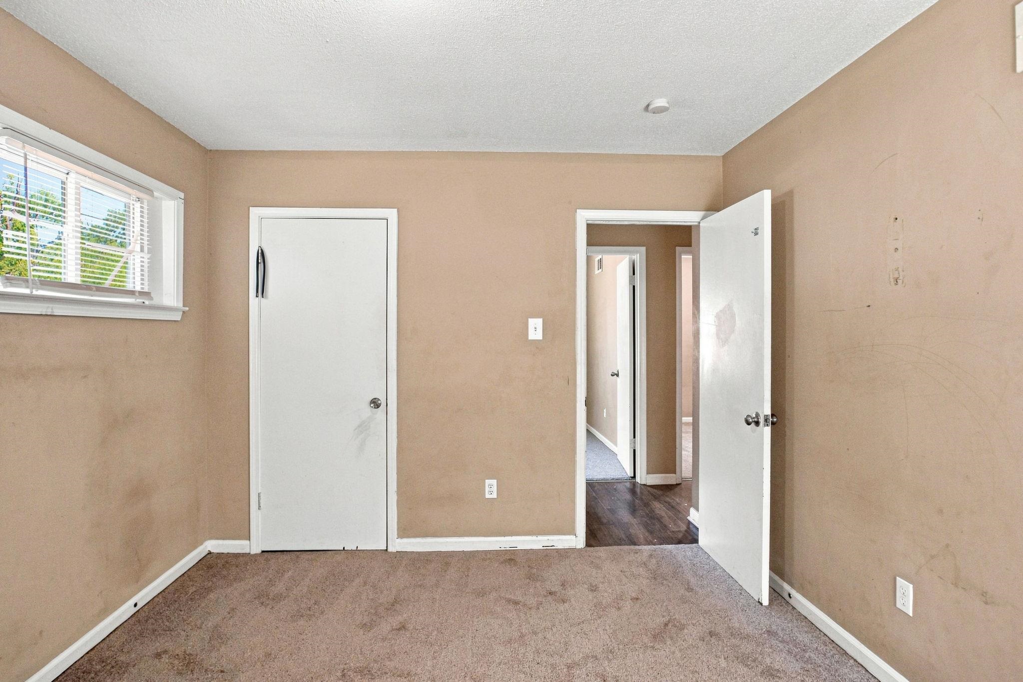 2755 Dalewood Ave Property Photo 5