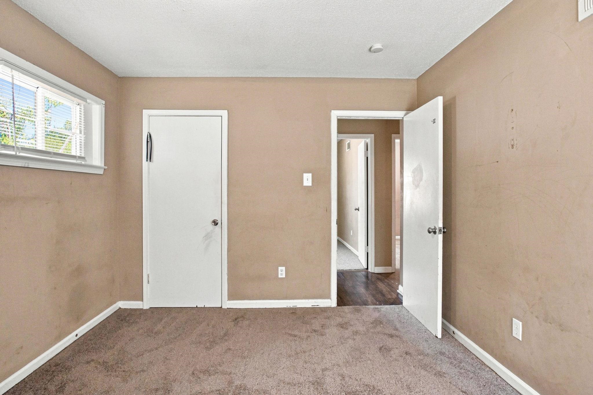 2755 Dalewood Ave Property Photo 9