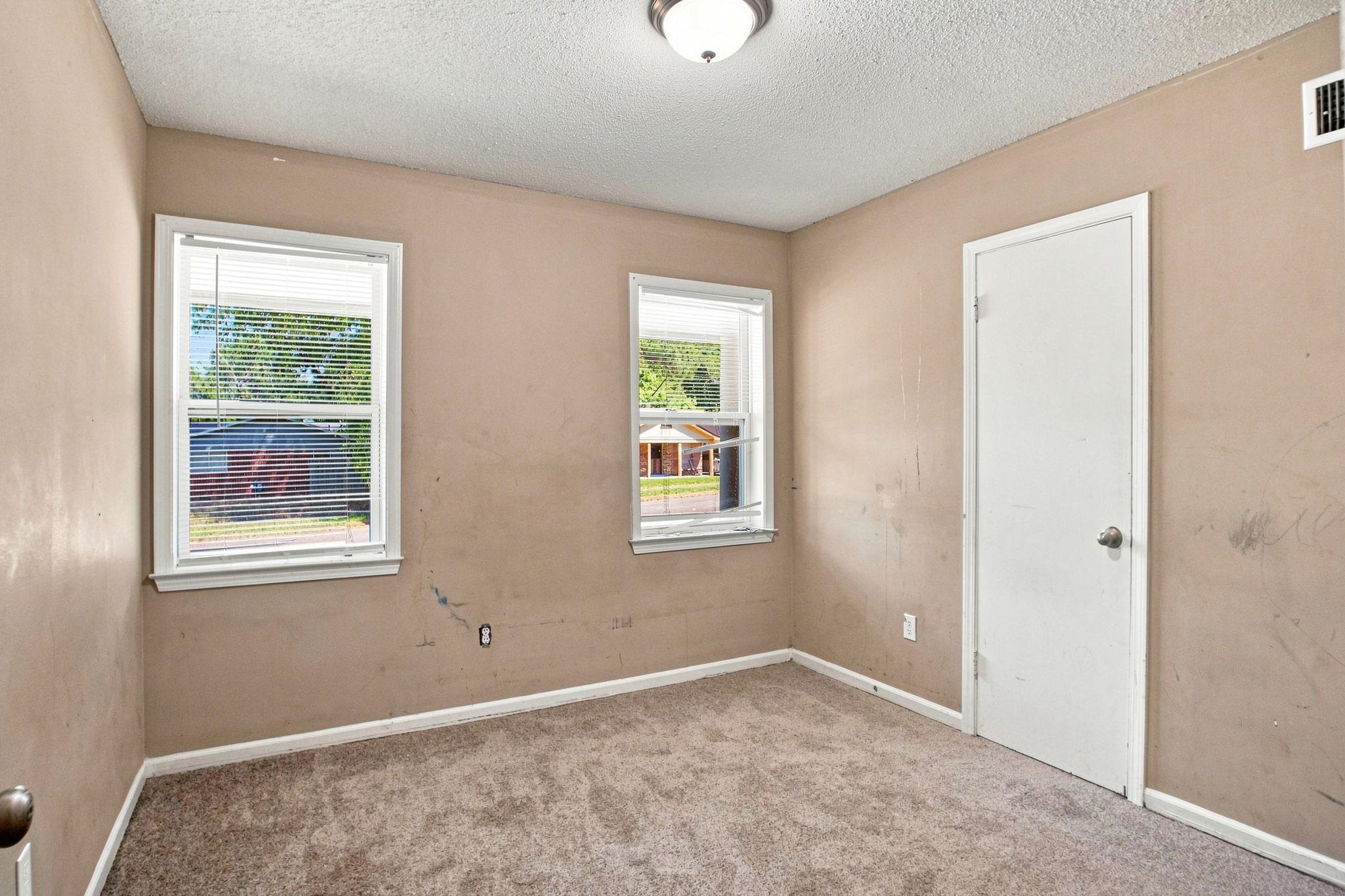 2755 Dalewood Ave Property Photo 11