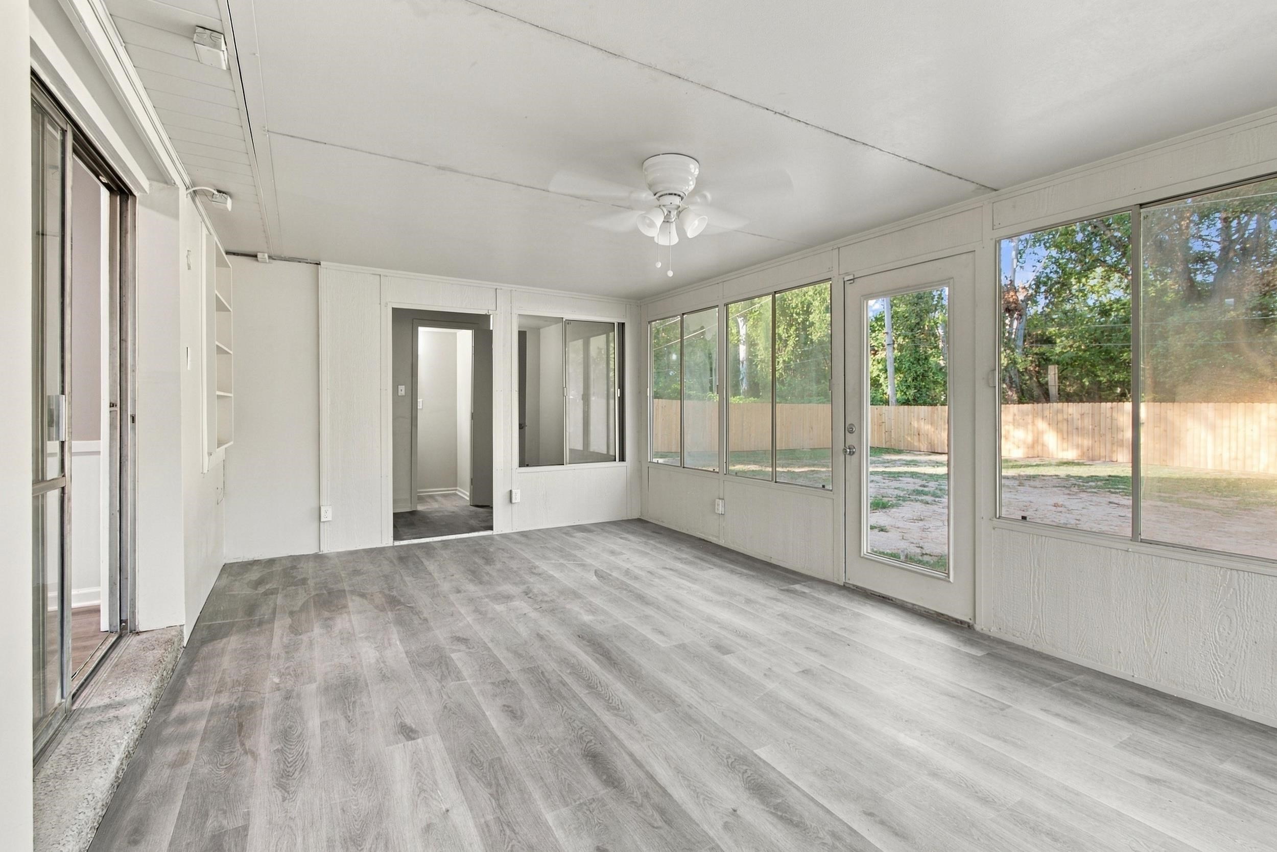 2760 Castleman St Property Photo 24