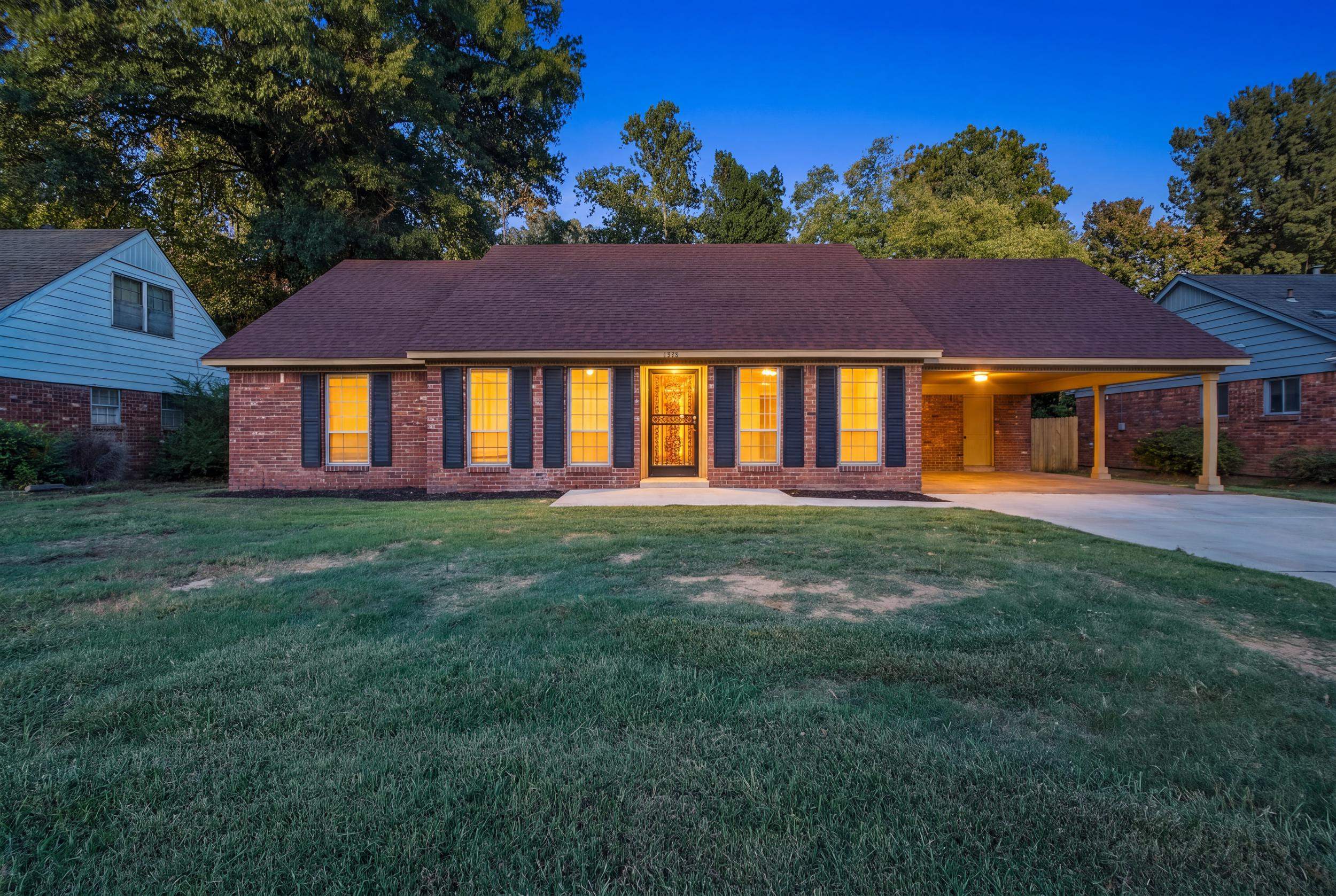 2760 Castleman St Property Photo 31