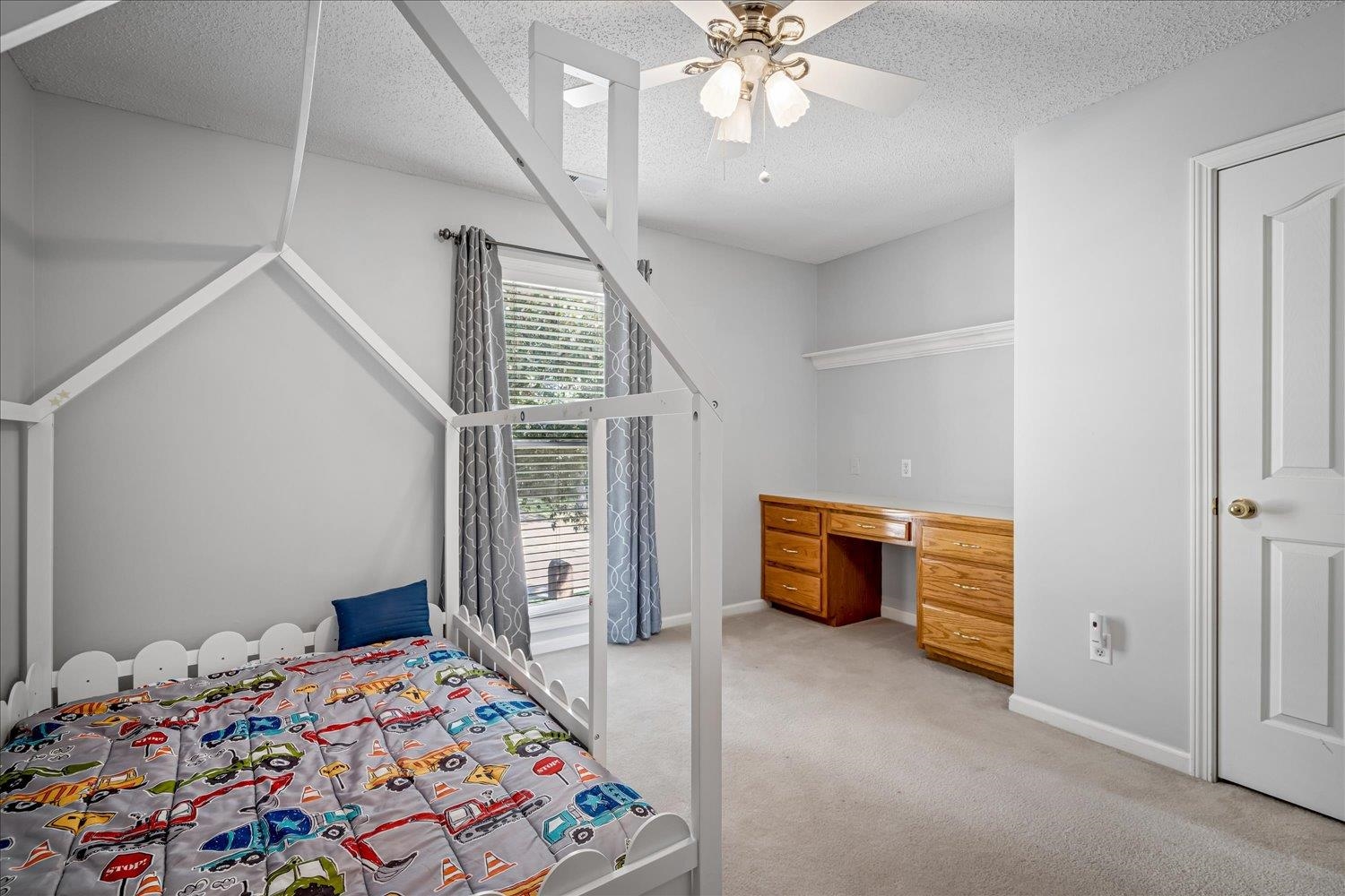 1593 Beckenhall St Property Photo 25