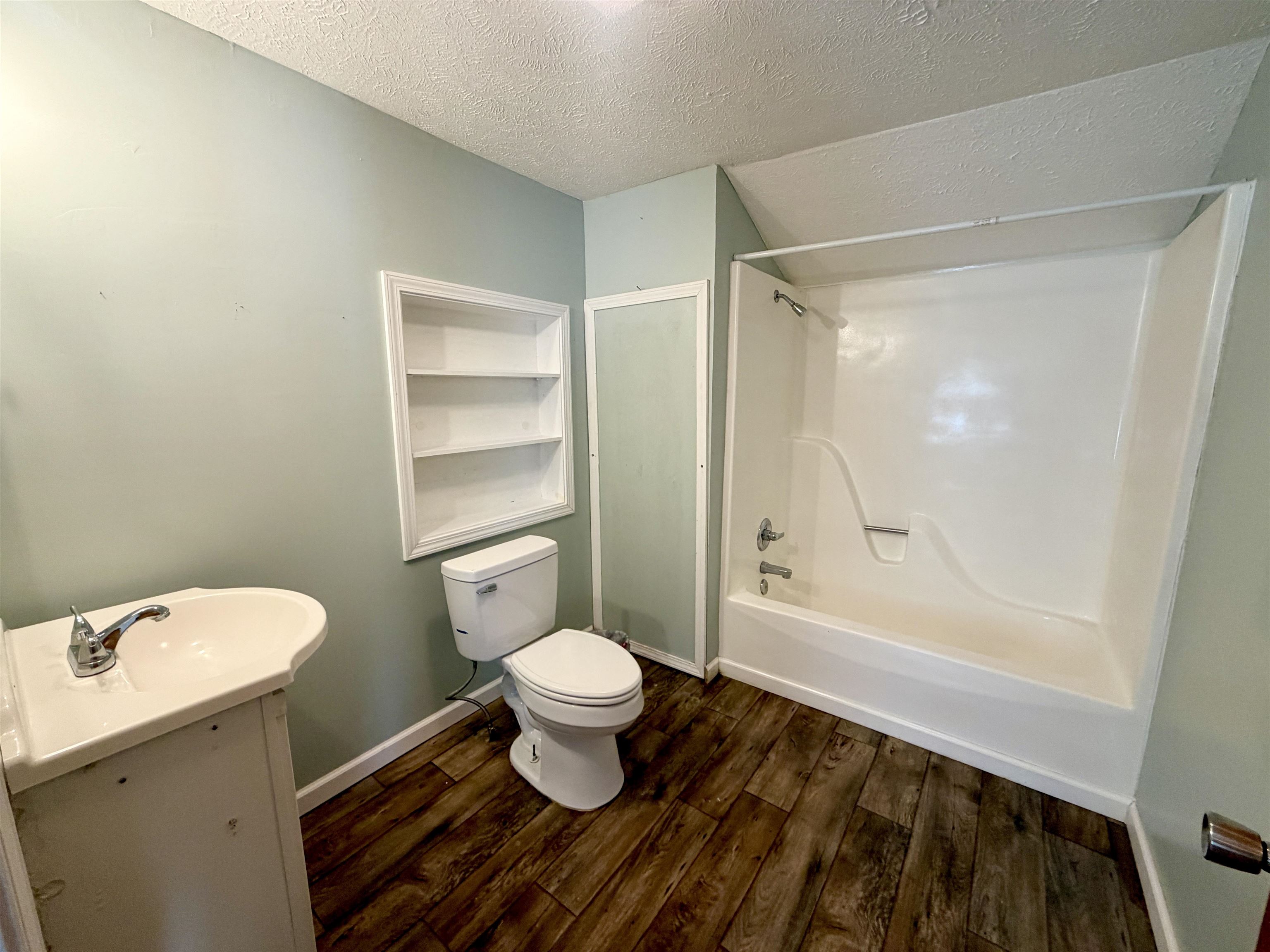 207 N Magnolia St Property Photo 13