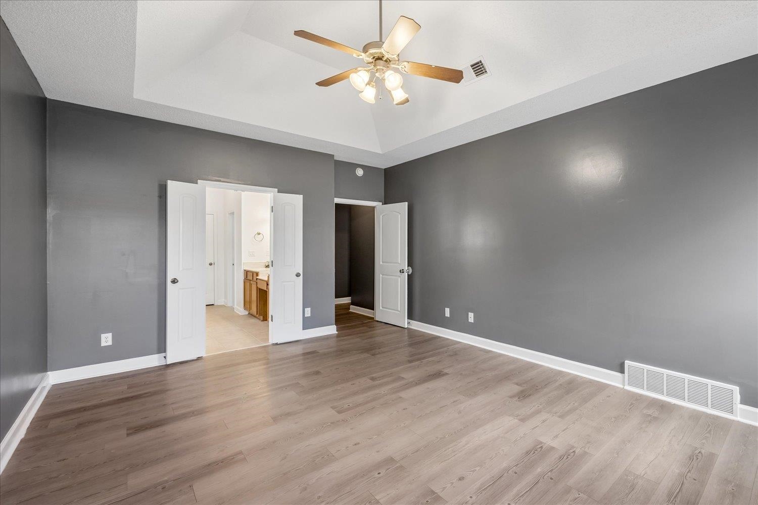 10220 Adikson Dr Property Photo 16